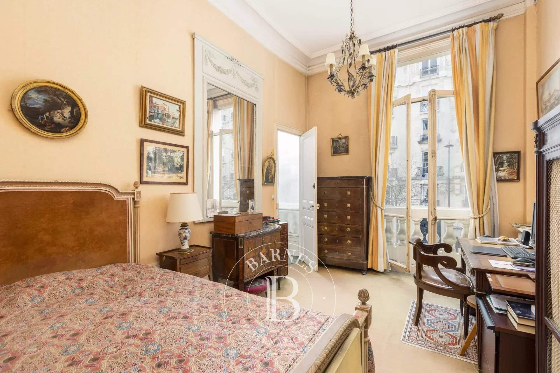 Paris  - Appartement 7 Pi&egrave;ces 4 Chambres - picture 18