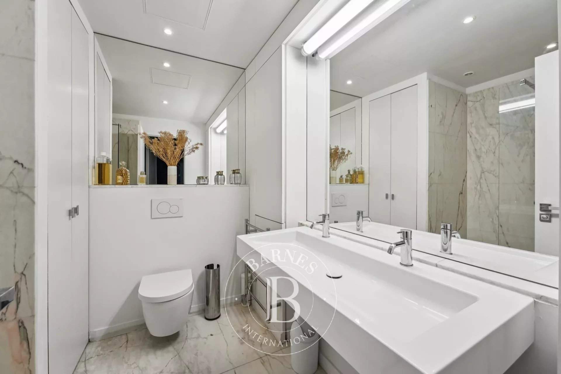 Paris  - Appartement 5 Pi&egrave;ces 3 Chambres - picture 11