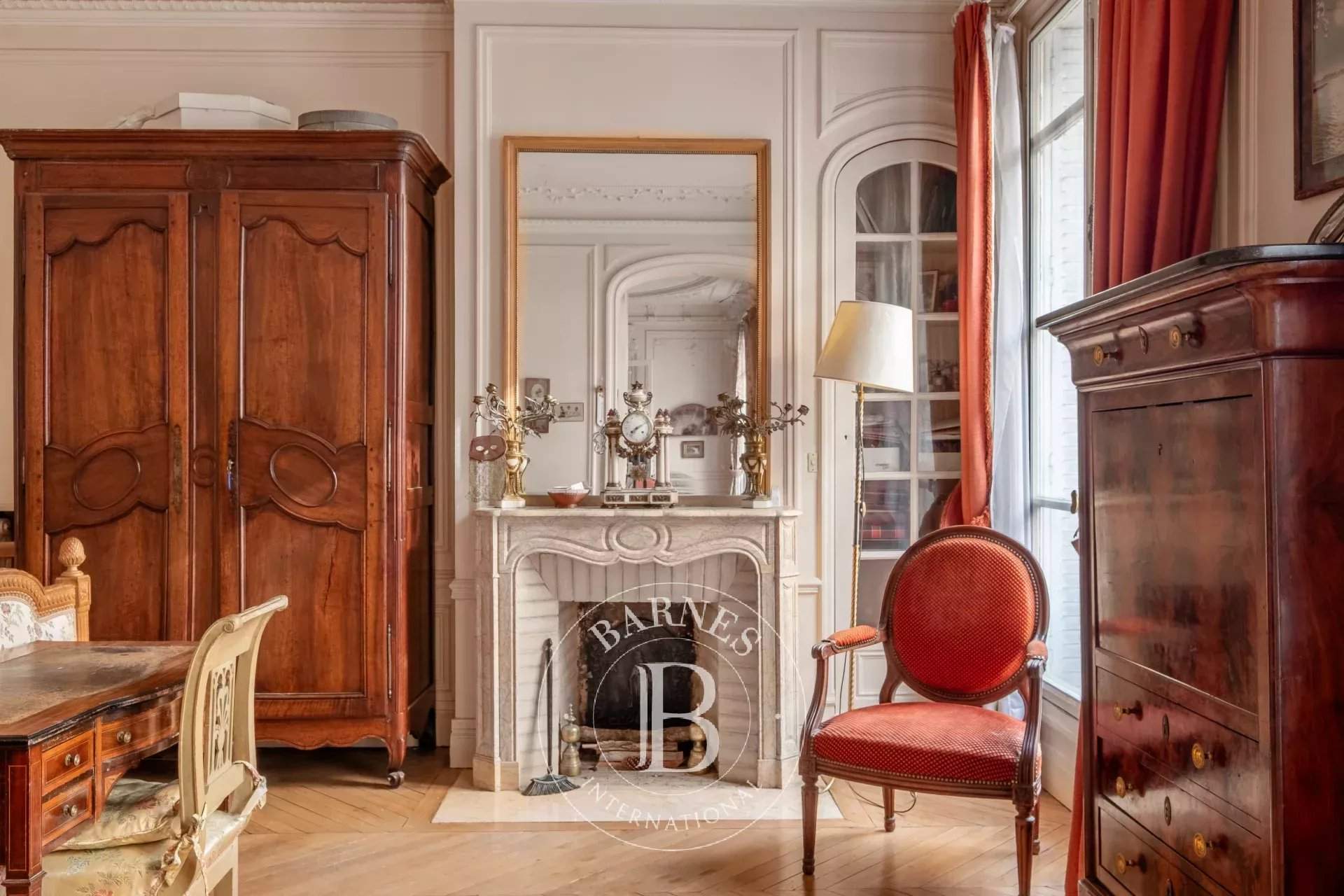 Paris  - Appartement 5 Pi&egrave;ces 3 Chambres - picture 7