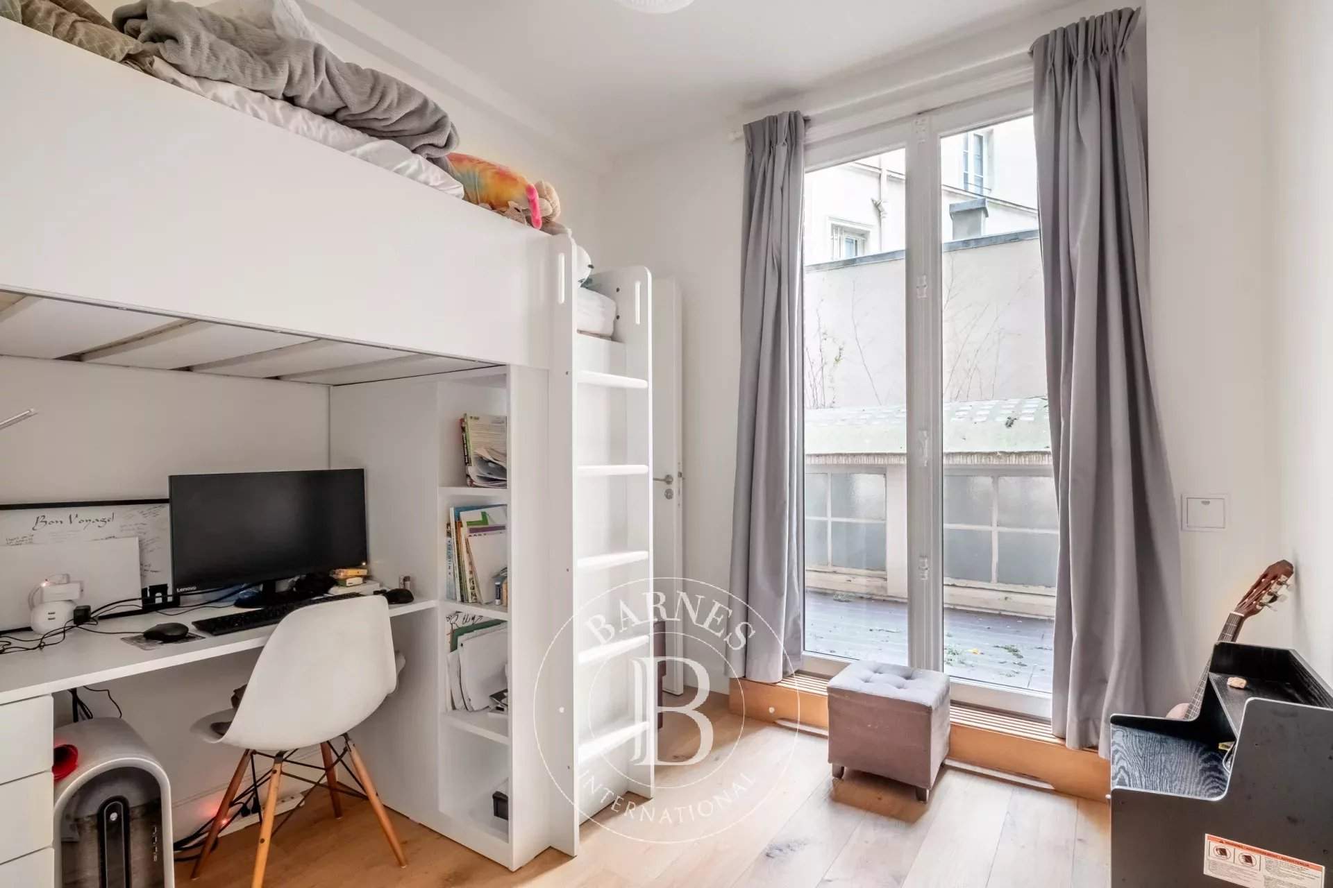 Paris  - Apartment 5 Bedrooms - picture 9