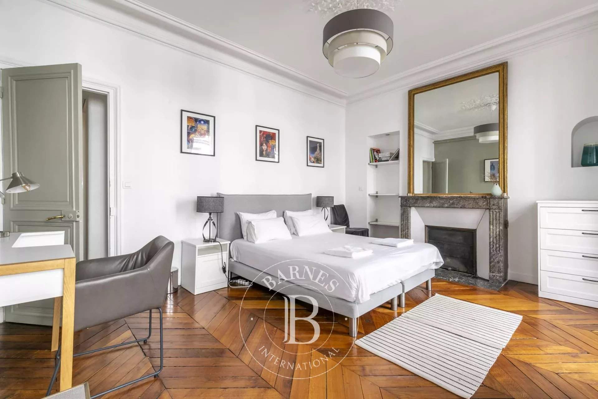 Paris  - Appartement 5 Pi&egrave;ces 3 Chambres - picture 6