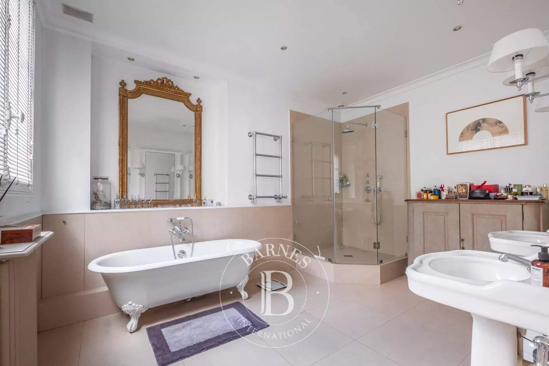 Paris  - Appartement 6 Pi&egrave;ces 3 Chambres - picture 11