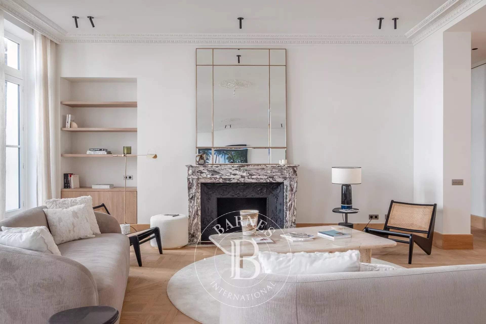 Paris  - Appartement 5 Pi&egrave;ces 3 Chambres - picture 4