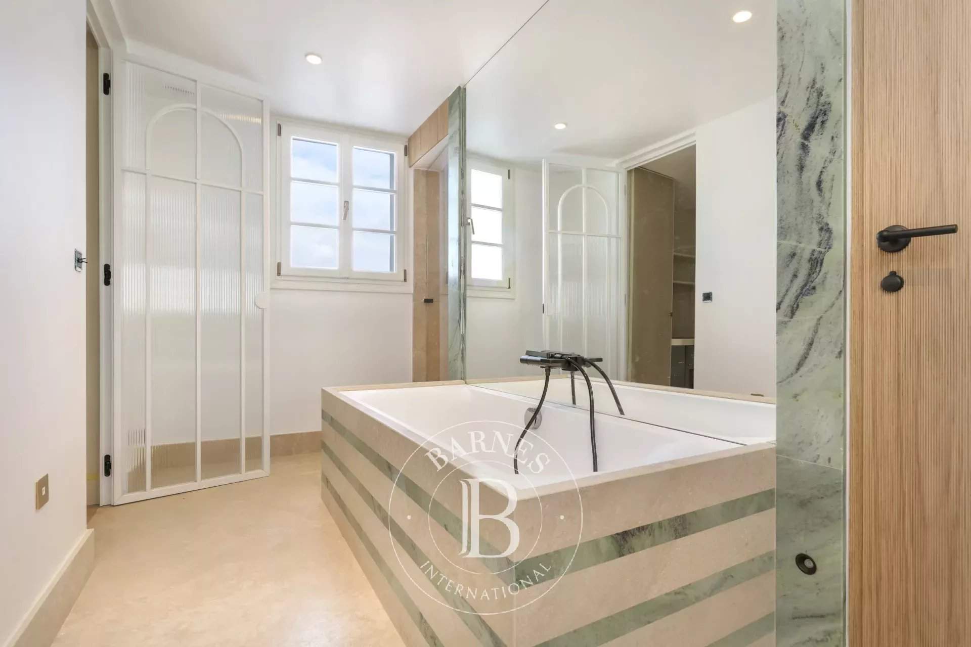 Paris  - Appartement 4 Pièces 2 Chambres - picture 13