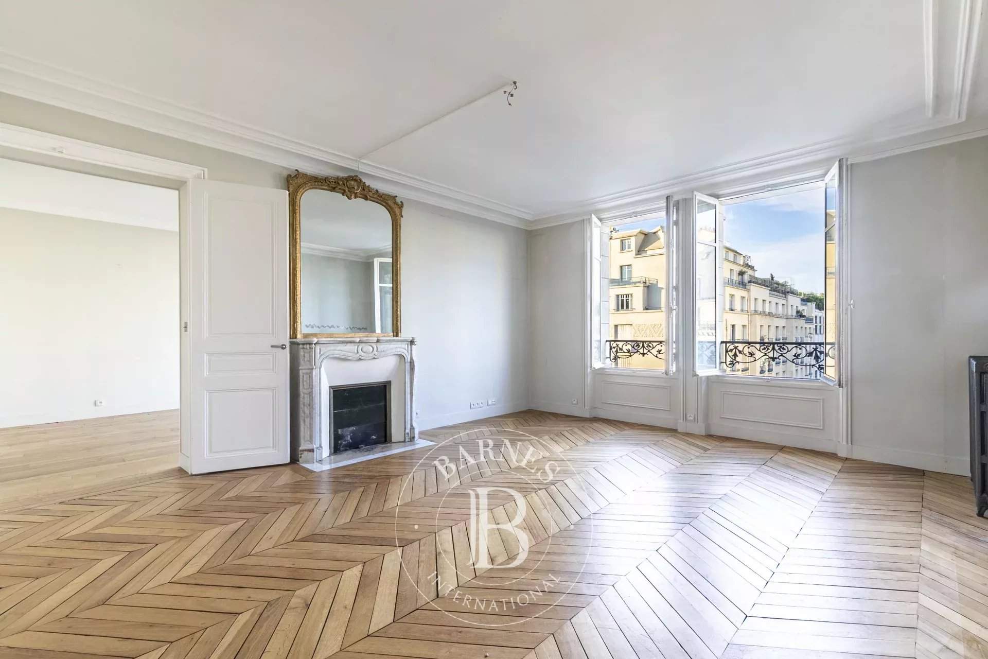 Paris  - Apartment 3 Bedrooms - picture 3