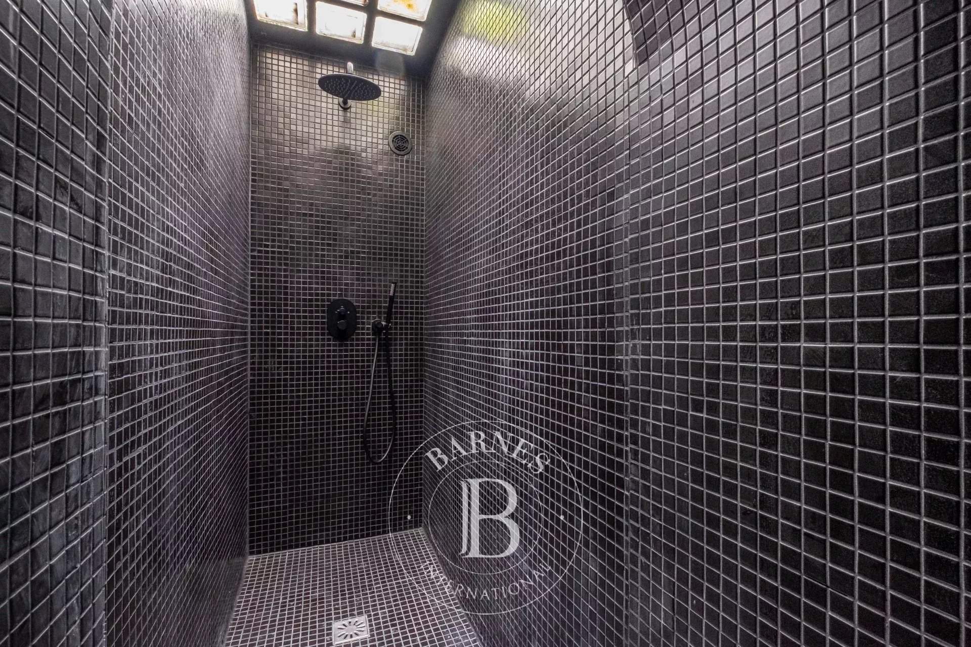 Paris  - Appartement 5 Pi&egrave;ces 3 Chambres - picture 17