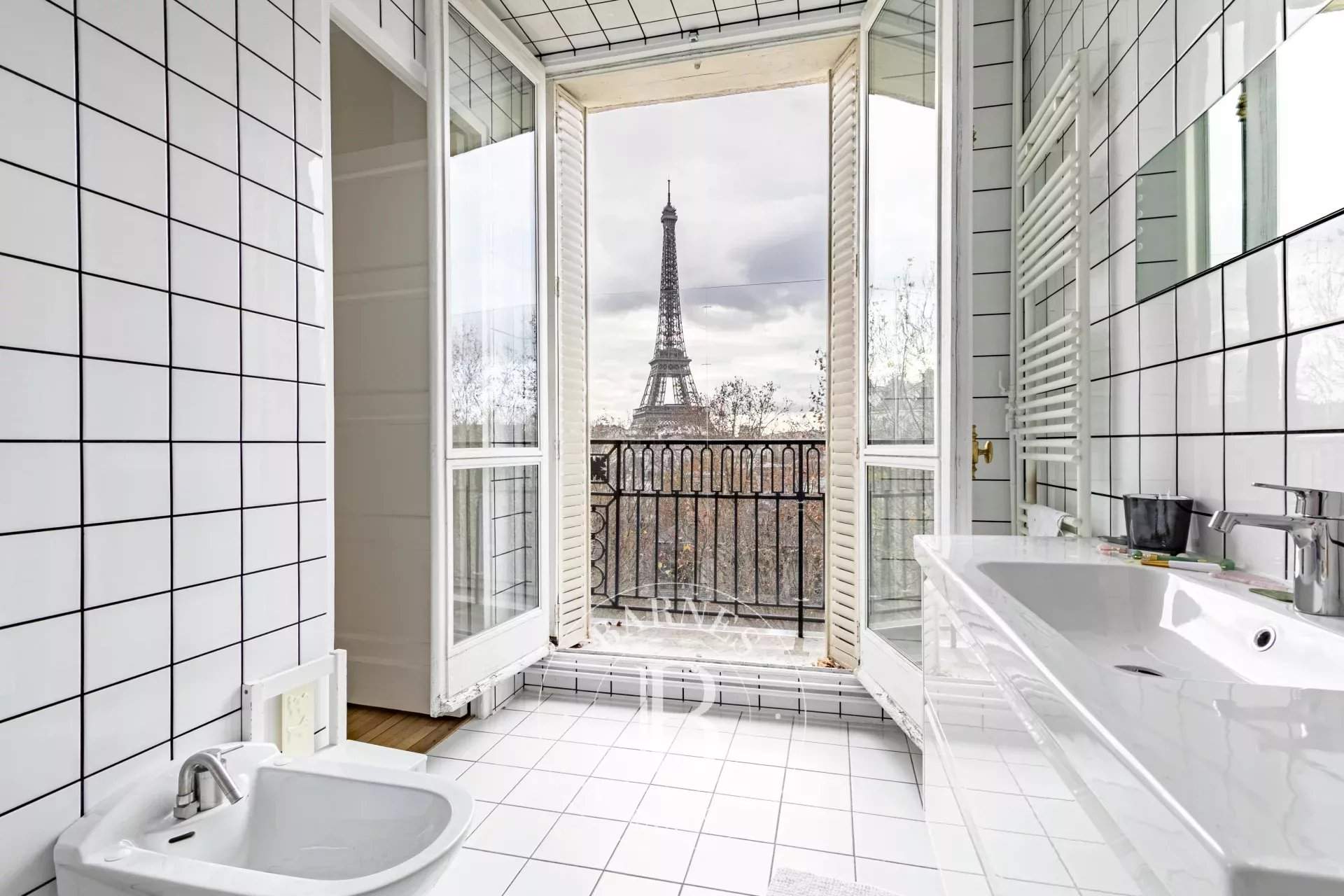 Paris  - Appartement 5 Pi&egrave;ces 3 Chambres - picture 8