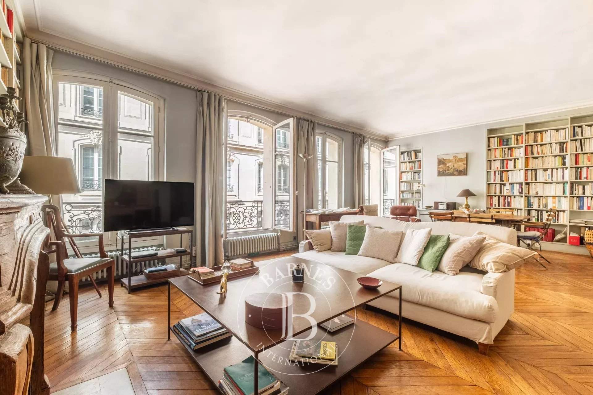 Paris  - Appartement 4 Pi&egrave;ces 2 Chambres - picture 3