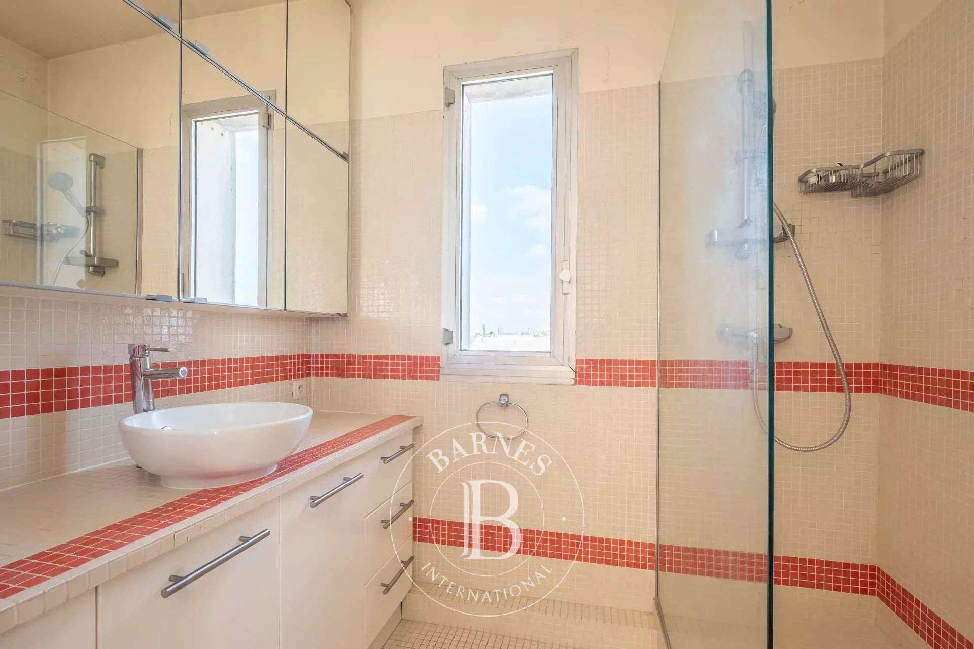 Paris  - Appartement 5 Pi&egrave;ces 3 Chambres - picture 14