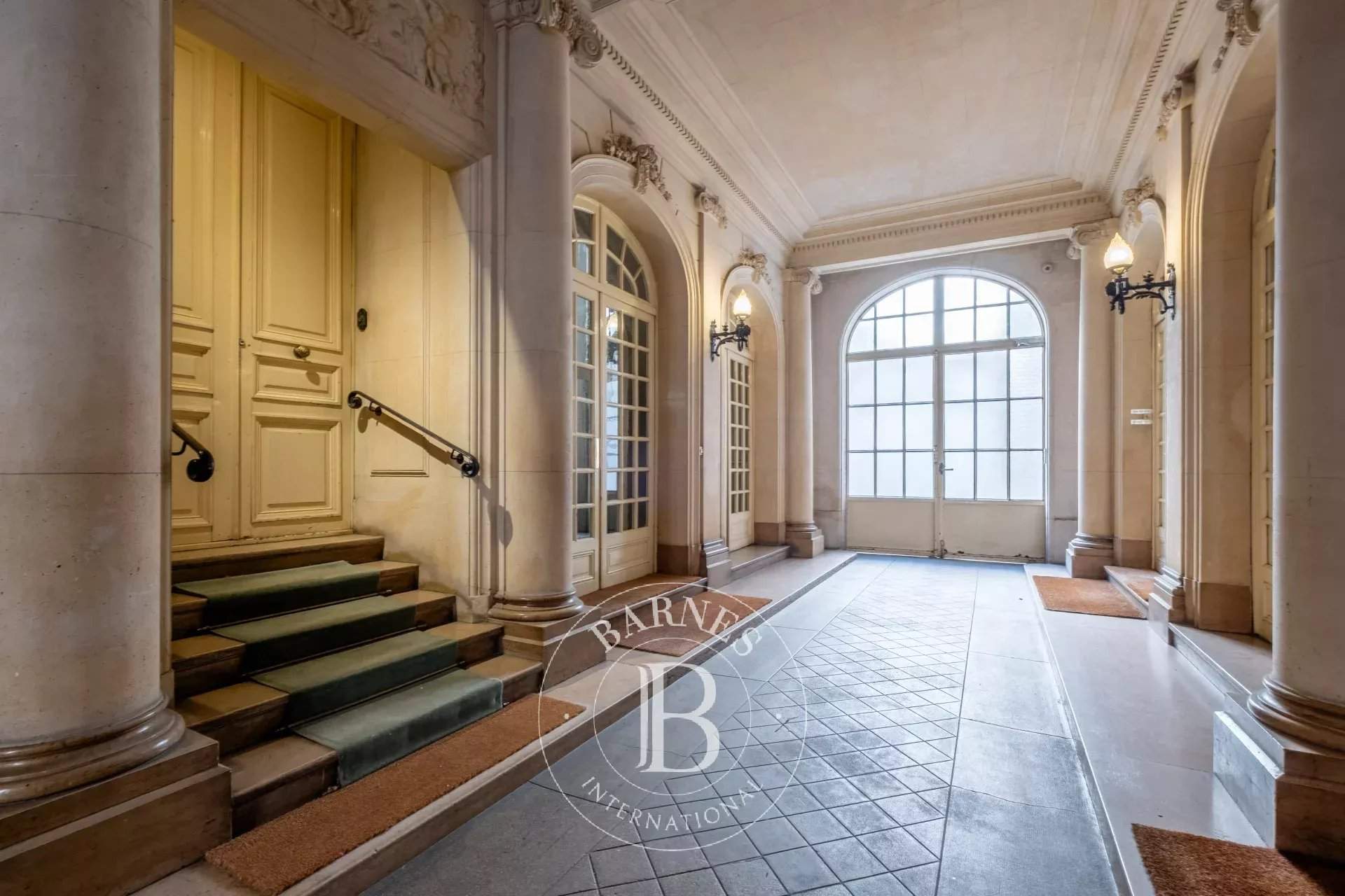 Paris  - Appartement 5 Pi&egrave;ces 3 Chambres - picture 15