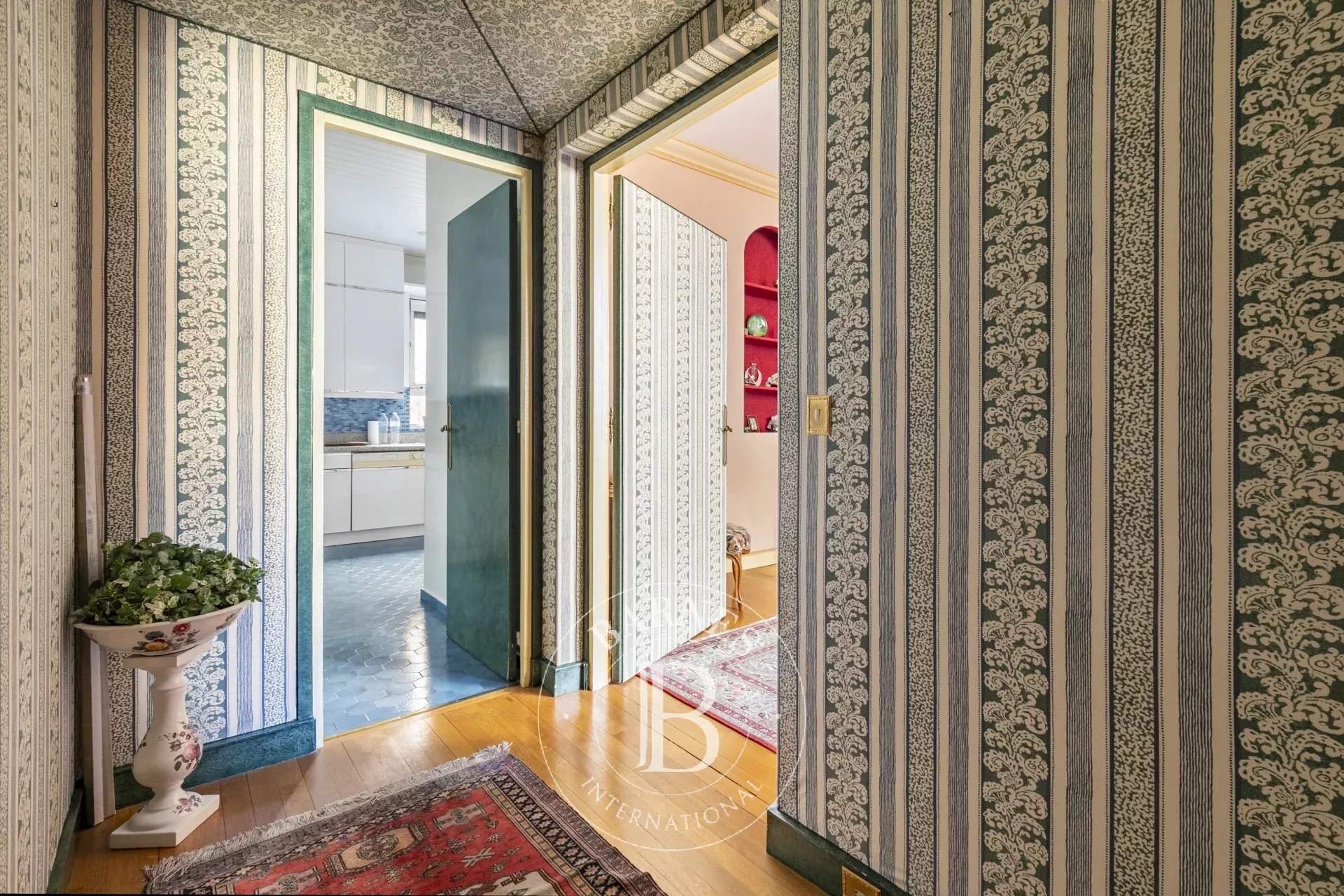 Paris  - Appartement 4 Pi&egrave;ces 2 Chambres - picture 13