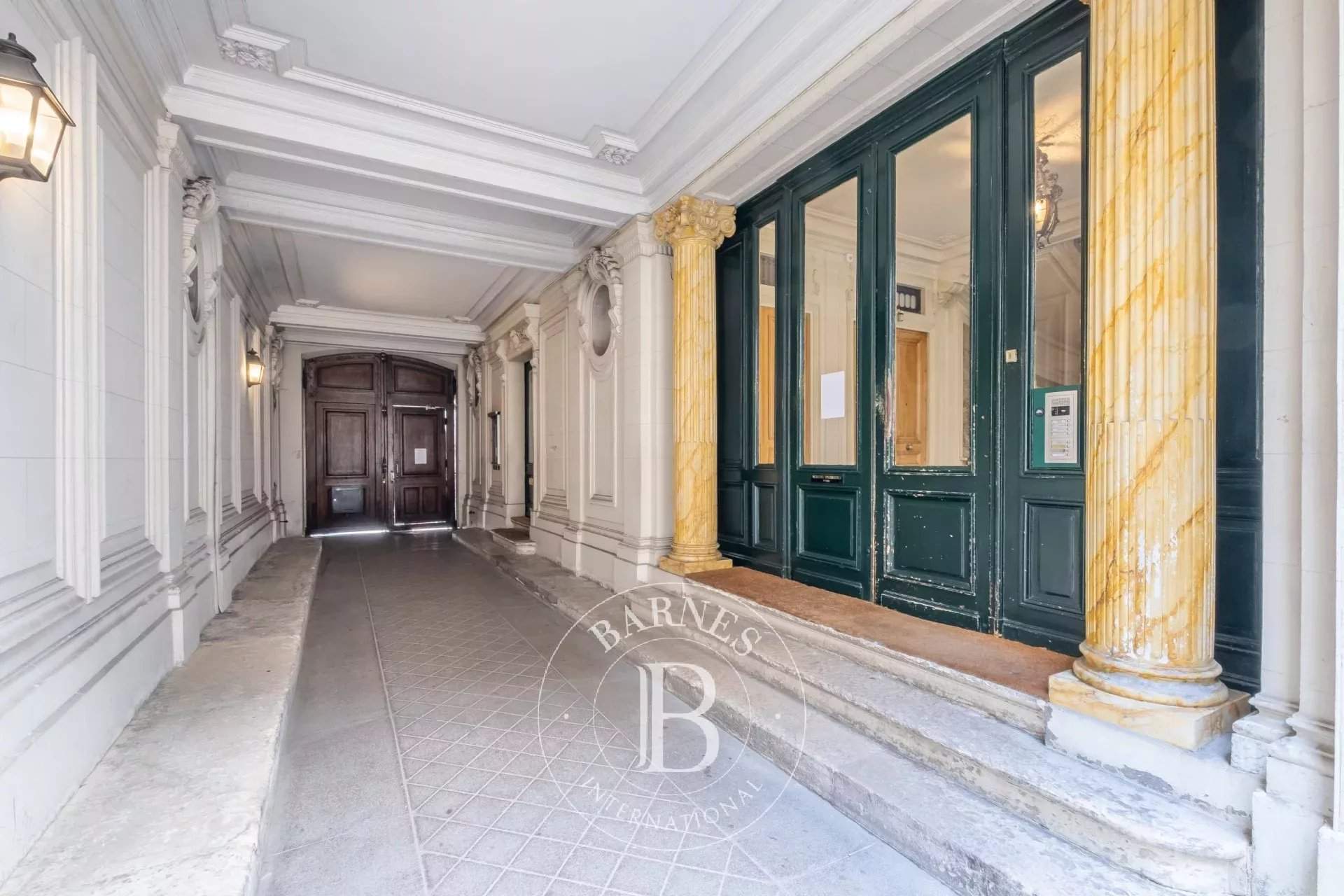 Paris  - Apartment 2 Bedrooms - picture 11
