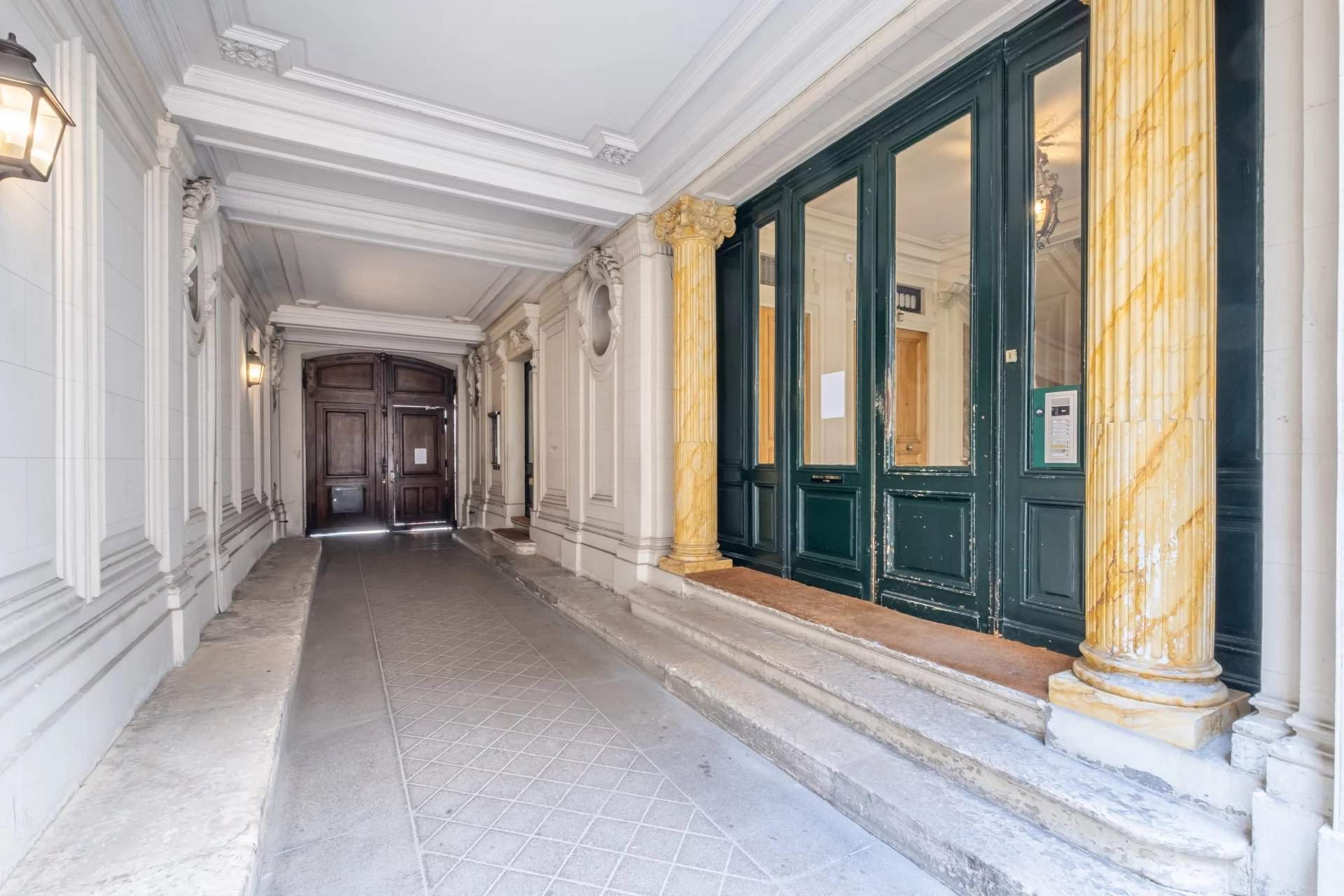 Paris  - Appartement 4 Pi&egrave;ces 2 Chambres - picture 11