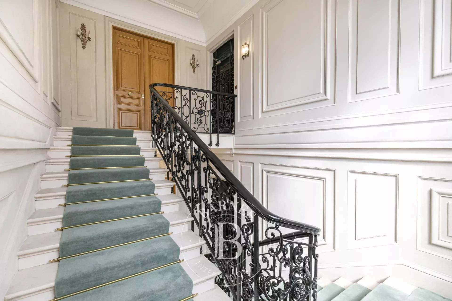 Paris  - Apartment 6 Bedrooms - picture 19