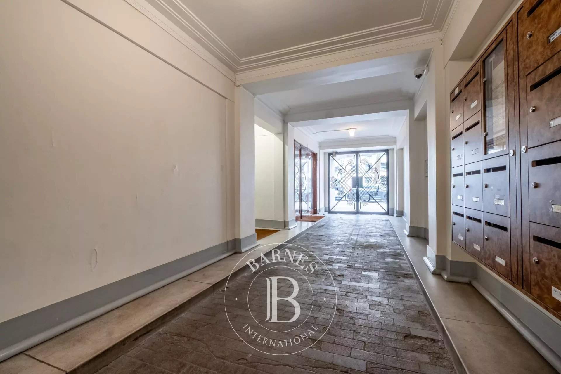 Paris  - Apartment 5 Bedrooms - picture 16