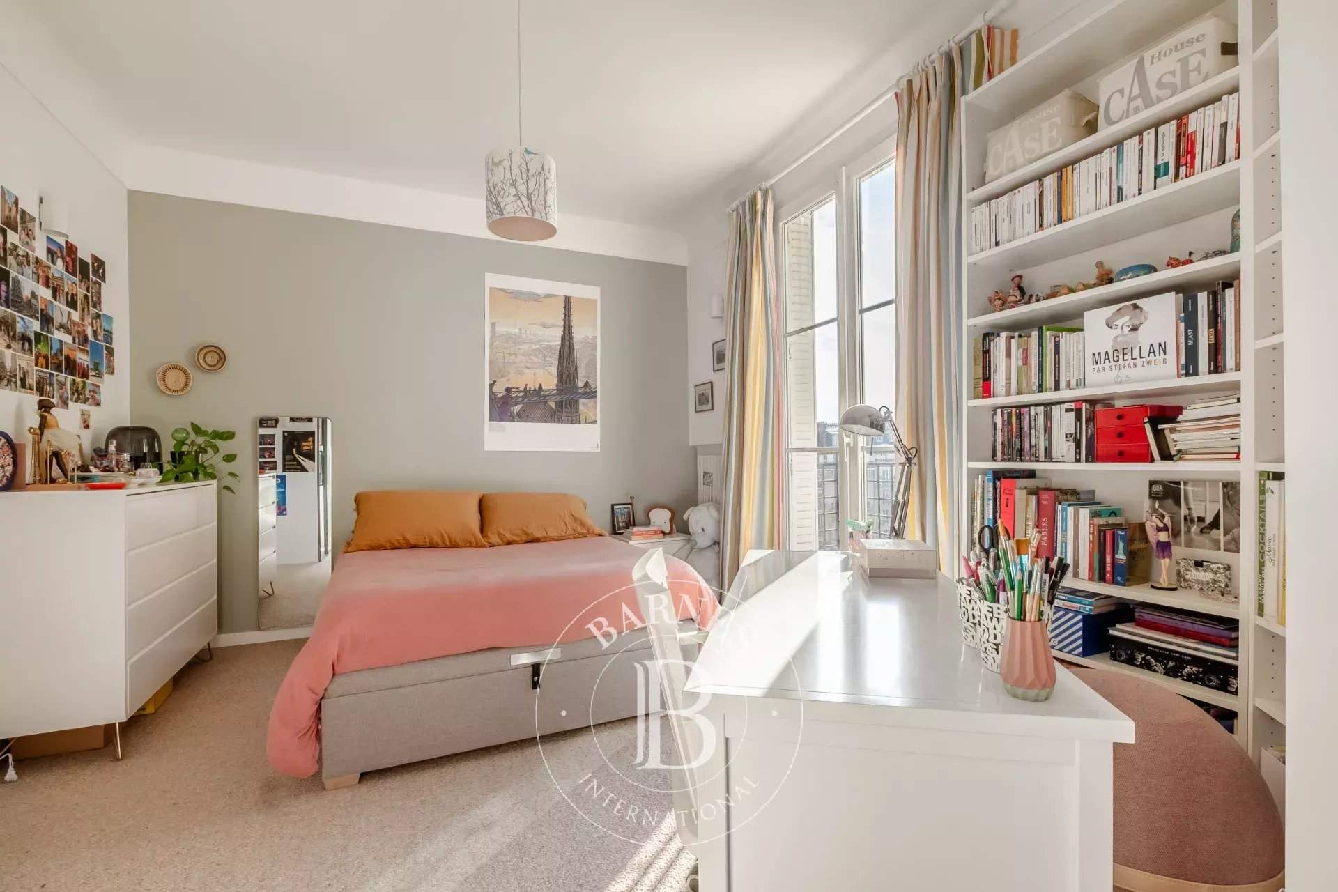 Paris  - Apartment 4 Bedrooms - picture 11