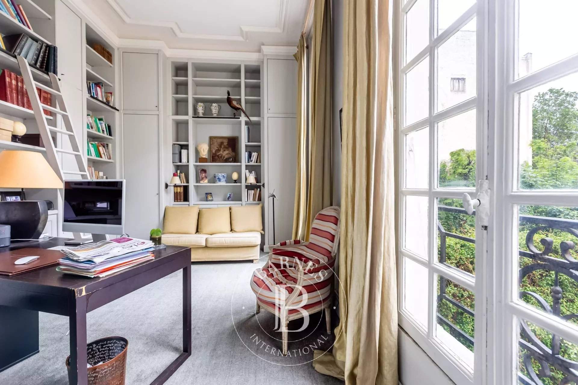 Paris  - Apartment 3 Bedrooms - picture 8