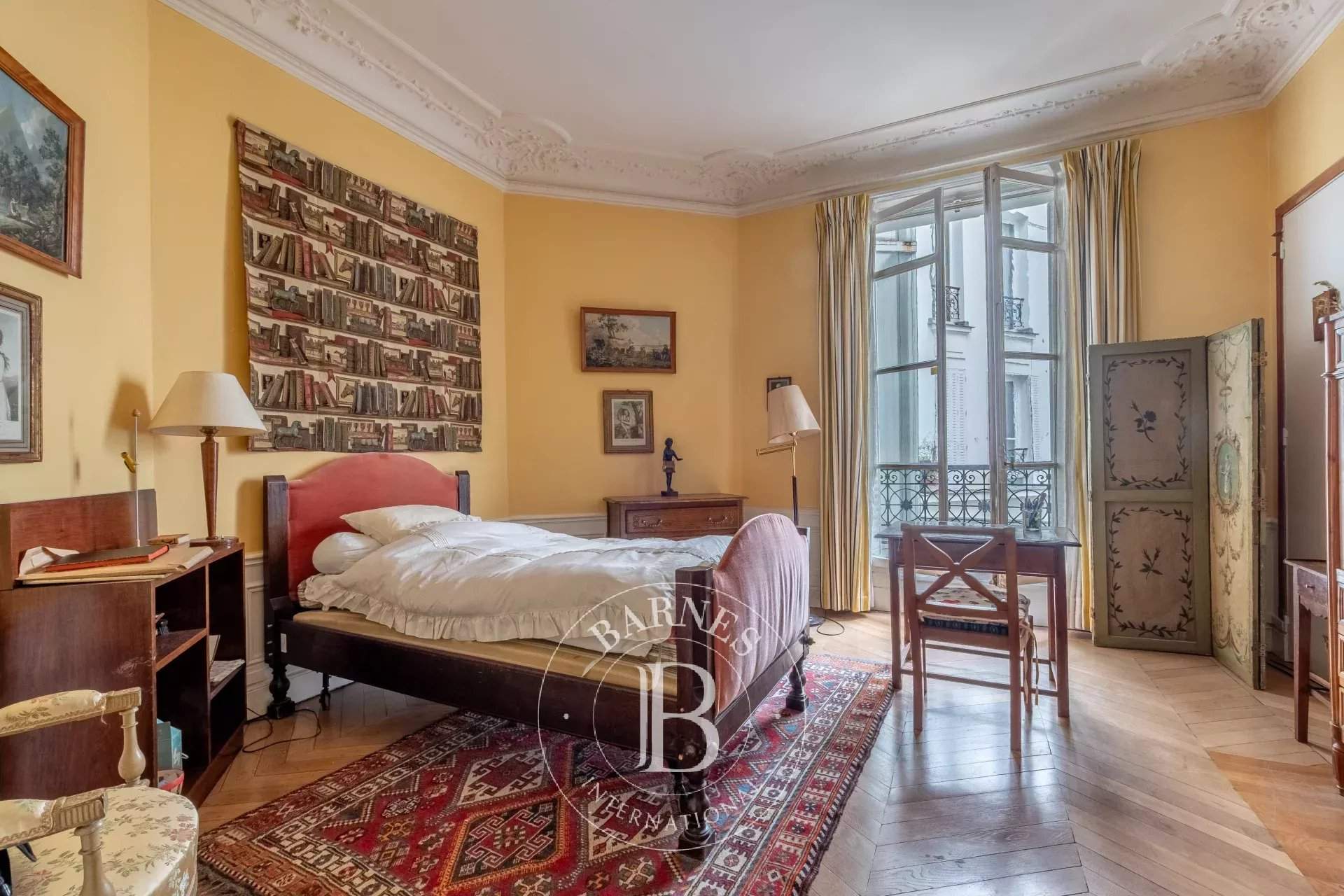 Paris  - Appartement 5 Pi&egrave;ces 3 Chambres - picture 9