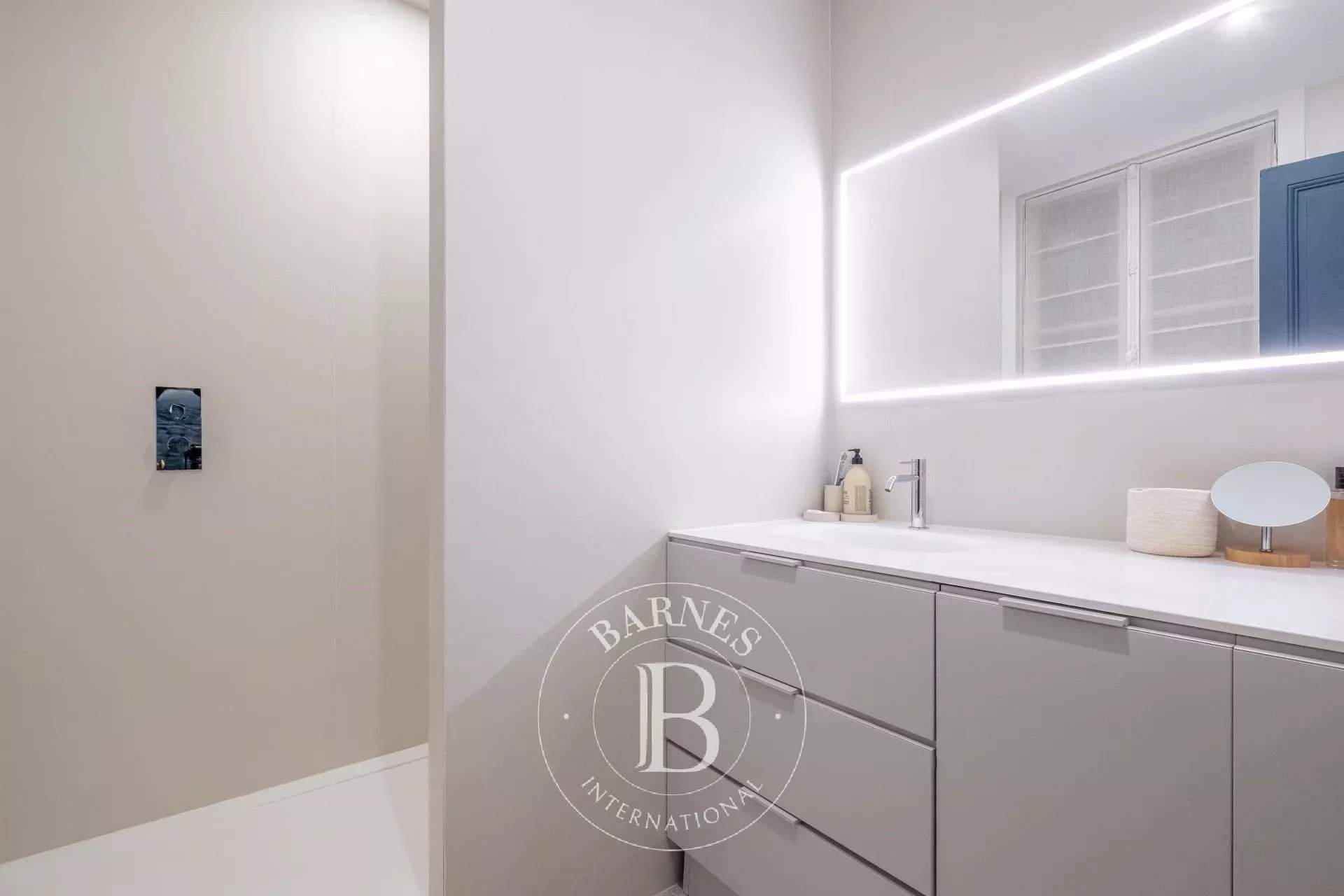 Paris  - Appartement 3 Pi&egrave;ces 2 Chambres - picture 7