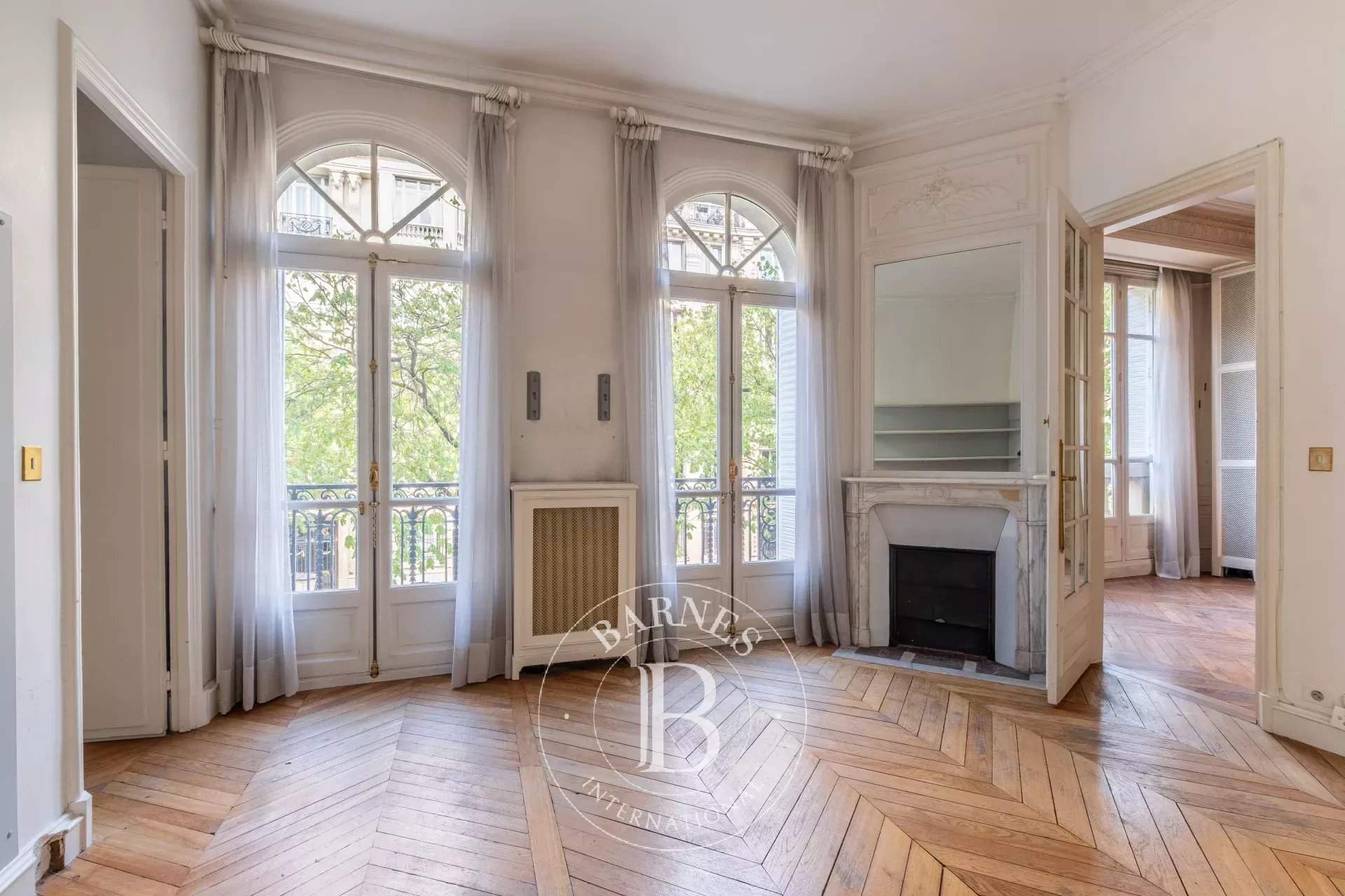 Paris  - Apartment 4 Bedrooms - picture 15