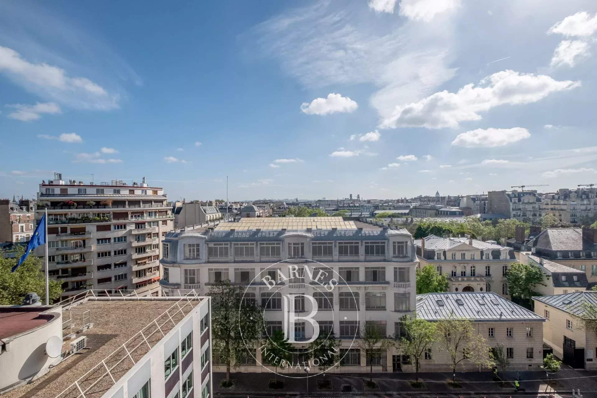 Paris  - Appartement 5 Pi&egrave;ces 3 Chambres - picture 7