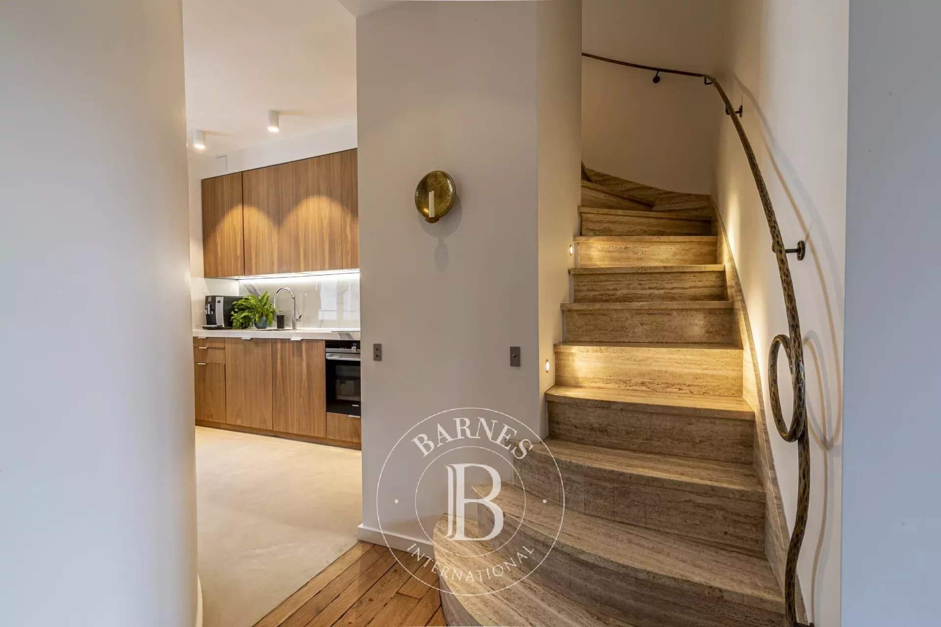 Paris  - Apartment 3 Bedrooms - picture 10