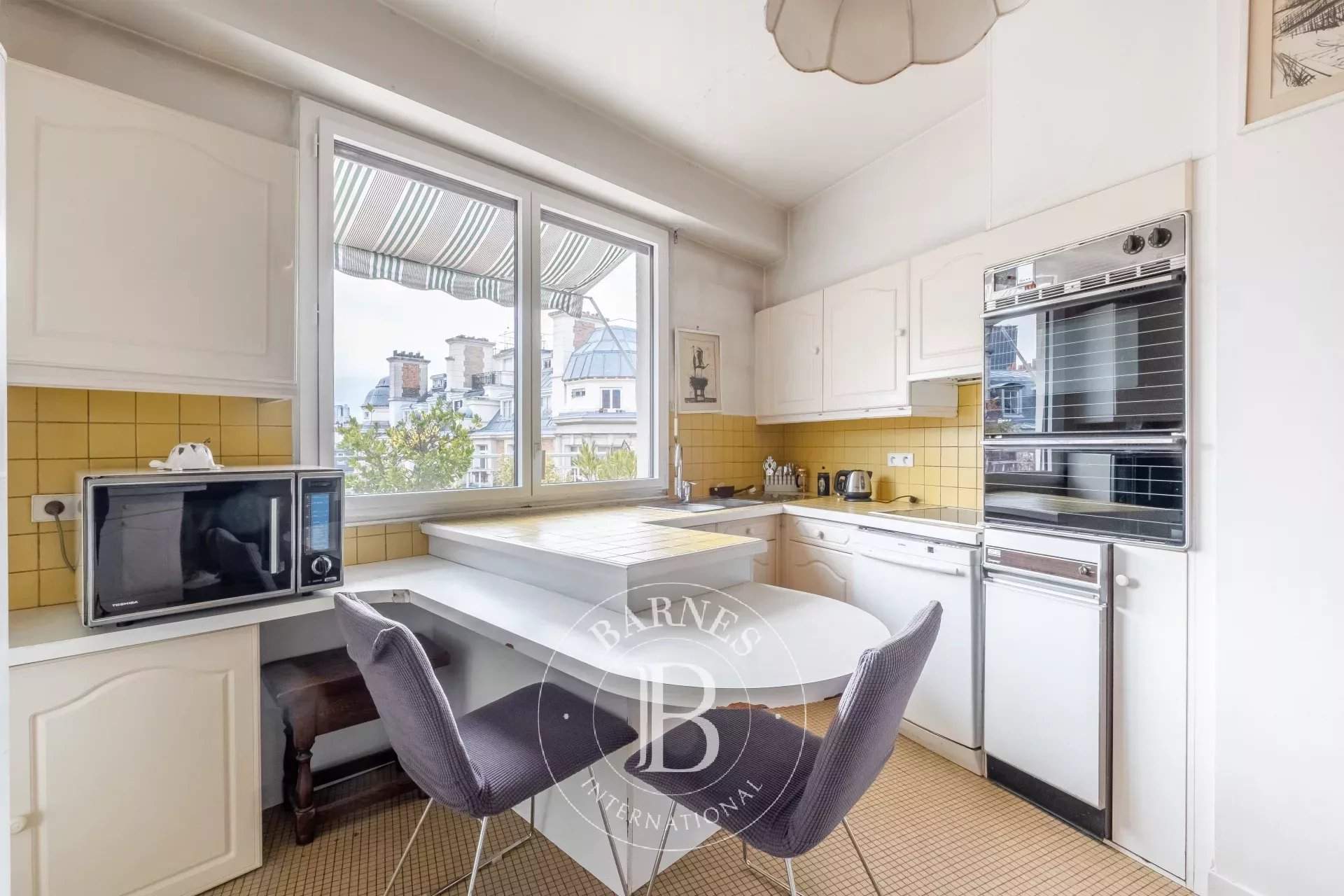 Paris  - Appartement 5 Pi&egrave;ces 2 Chambres - picture 8