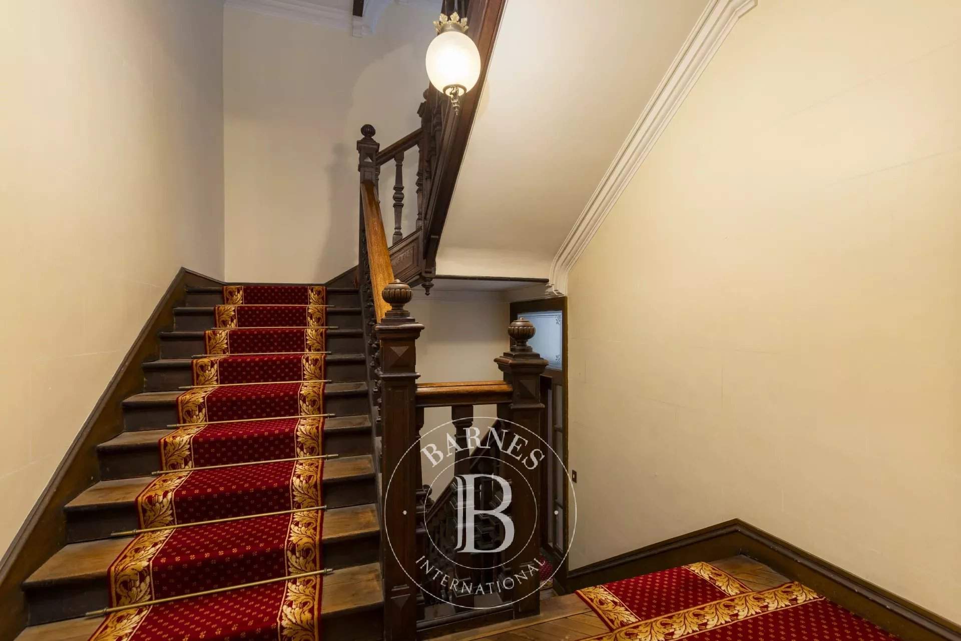 Paris  - Appartement 5 Pi&egrave;ces 3 Chambres - picture 12