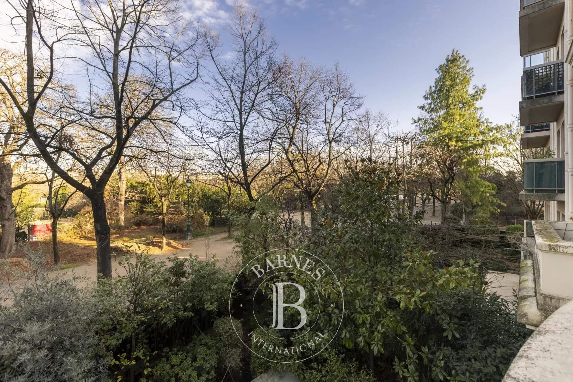 Paris  - Appartement 7 Pi&egrave;ces 4 Chambres - picture 8