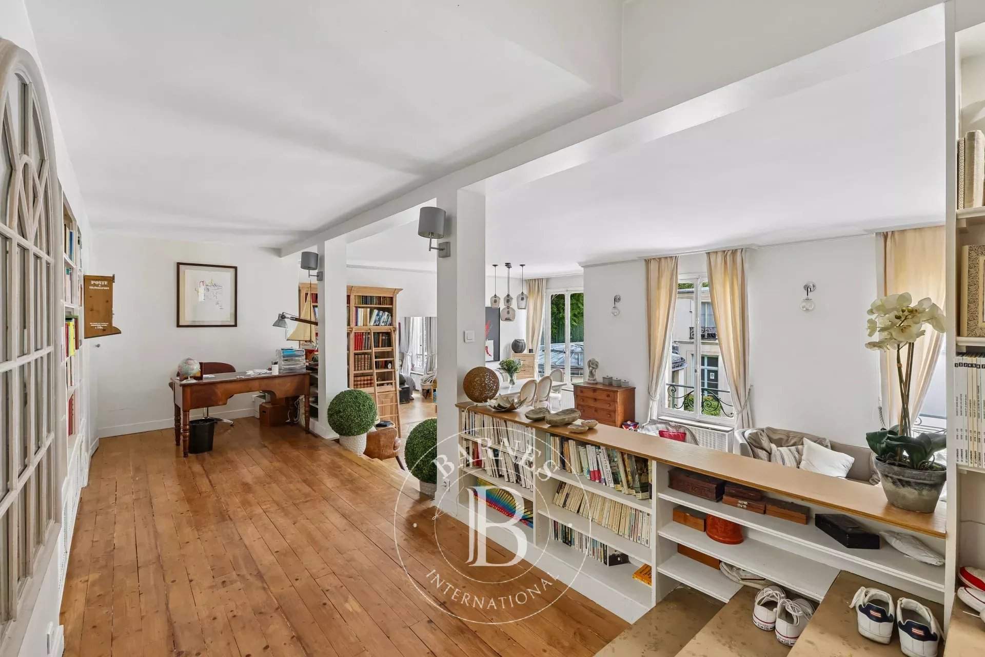 Paris  - Apartment 3 Bedrooms - picture 4