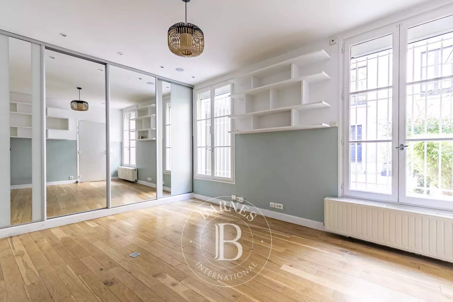 Paris  - House 4 Bedrooms - picture 7