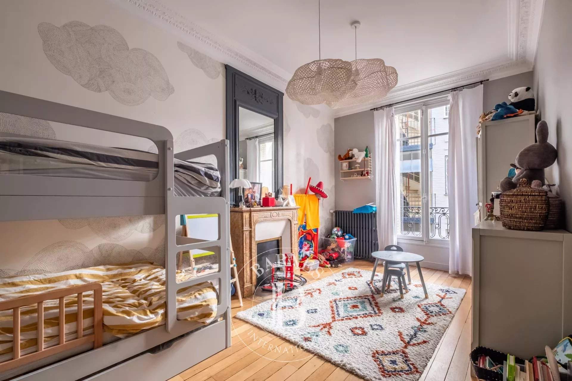 Paris  - Apartment 4 Bedrooms - picture 8