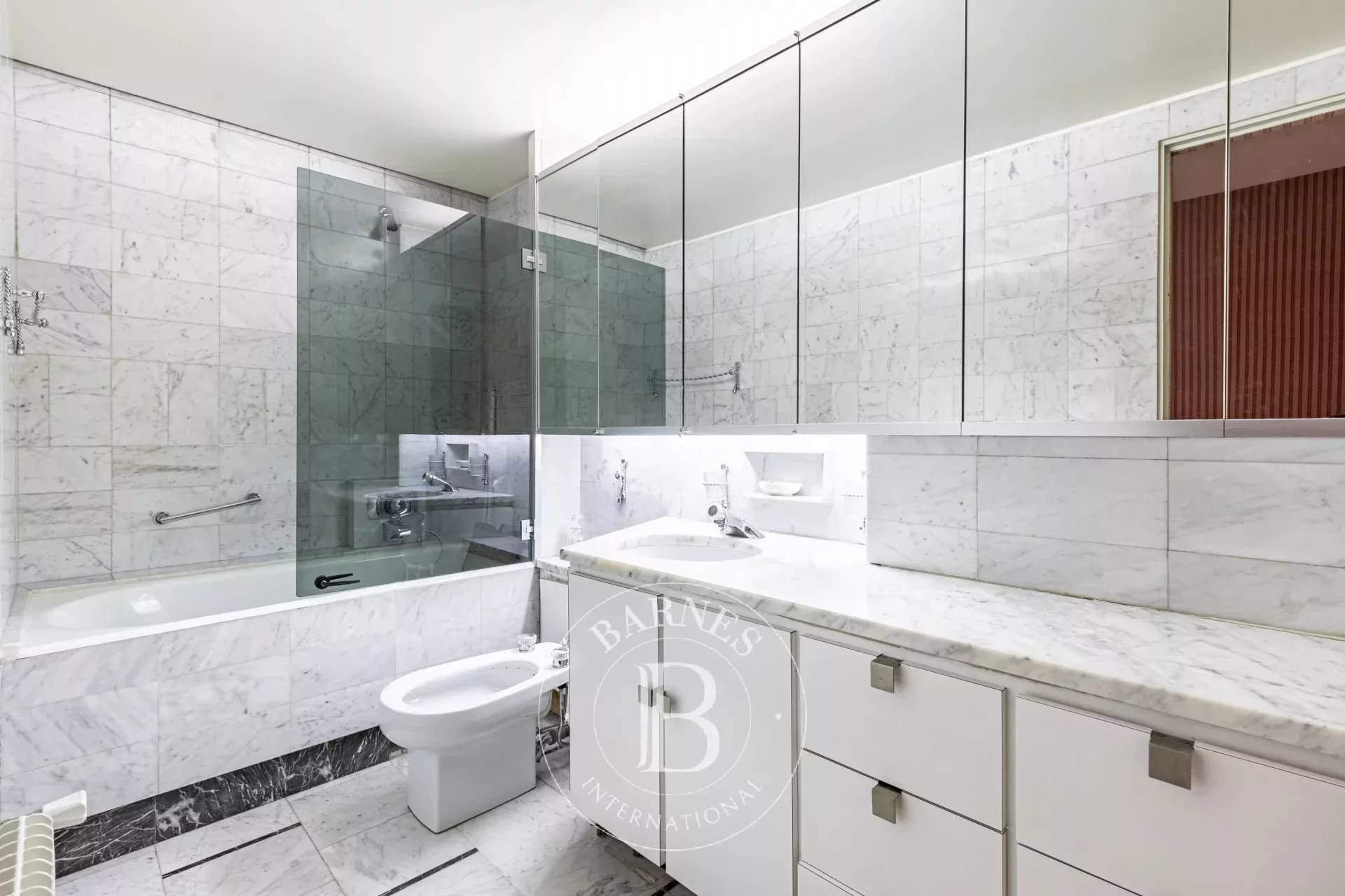 Paris  - Appartement 4 Pi&egrave;ces 2 Chambres - picture 10