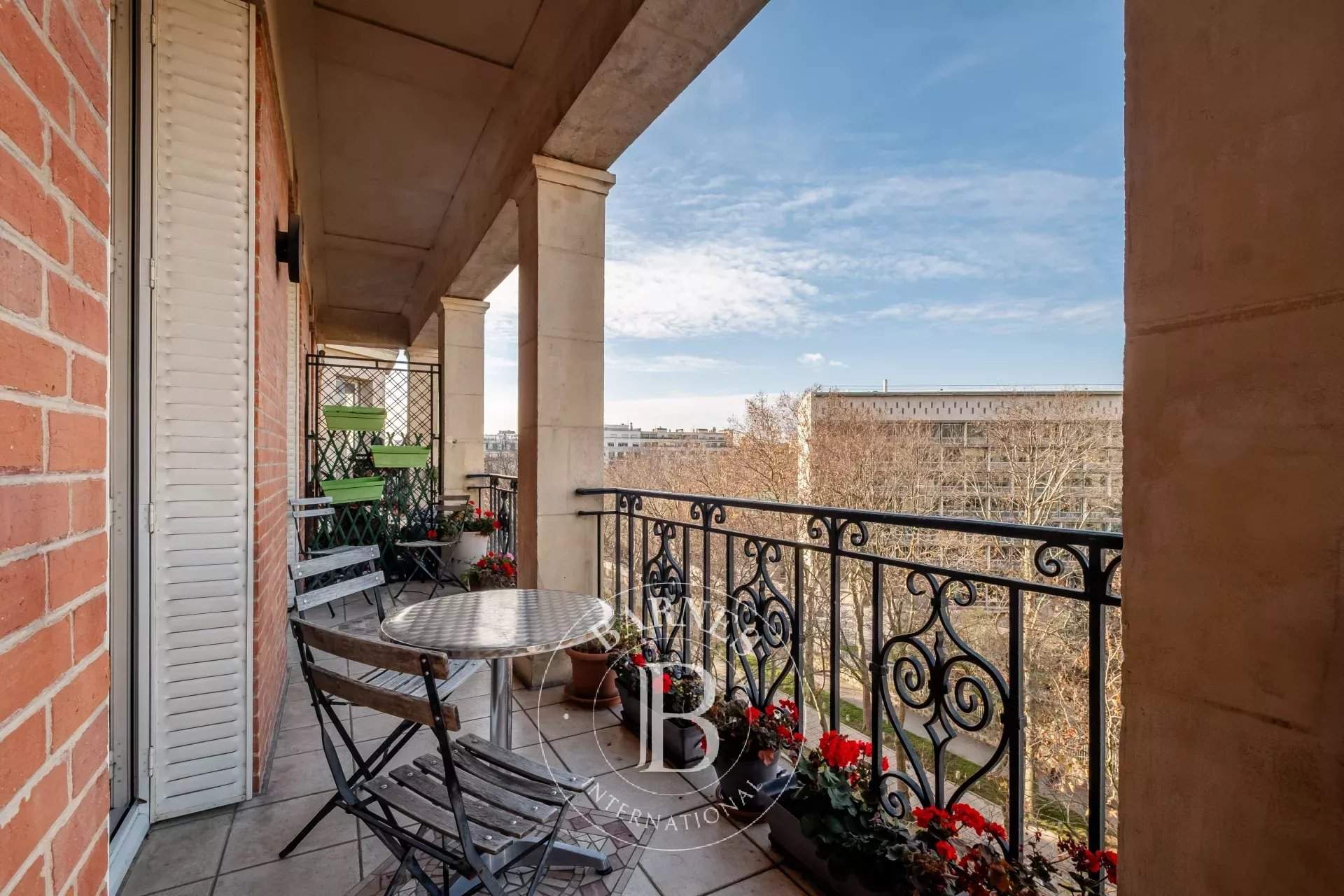 Paris  - Apartment 4 Bedrooms - picture 19