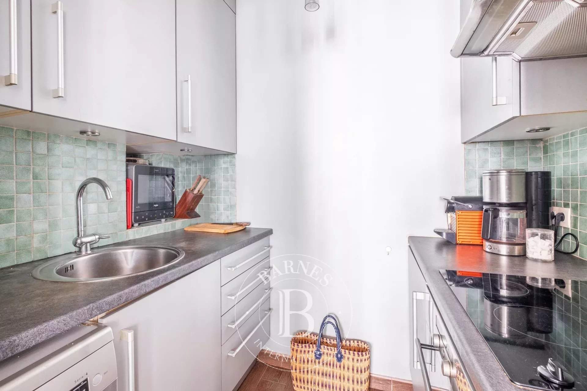 Paris  - Appartement 4 Pi&egrave;ces 2 Chambres - picture 8