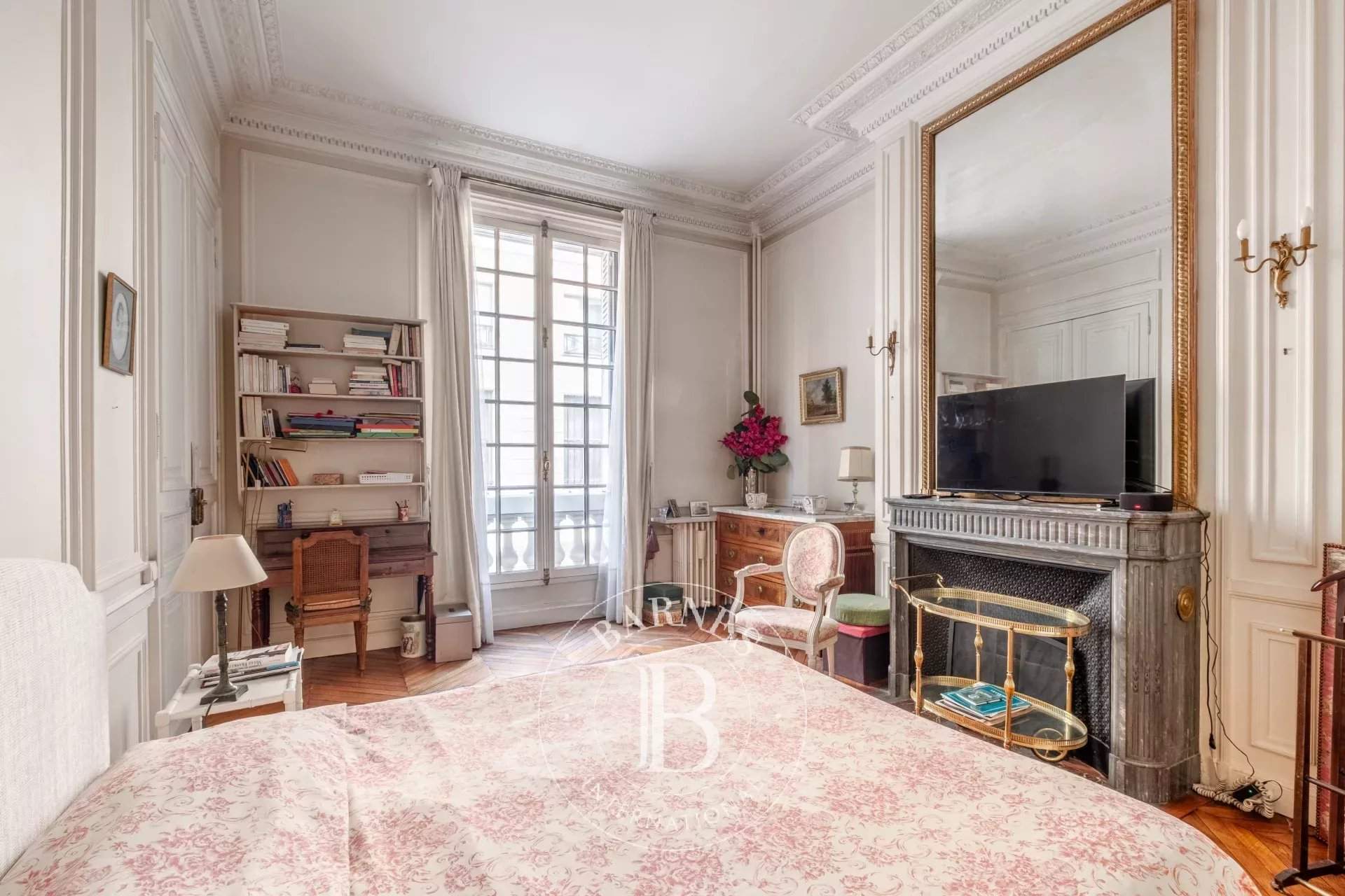 Paris  - Appartement 5 Pi&egrave;ces 3 Chambres - picture 11