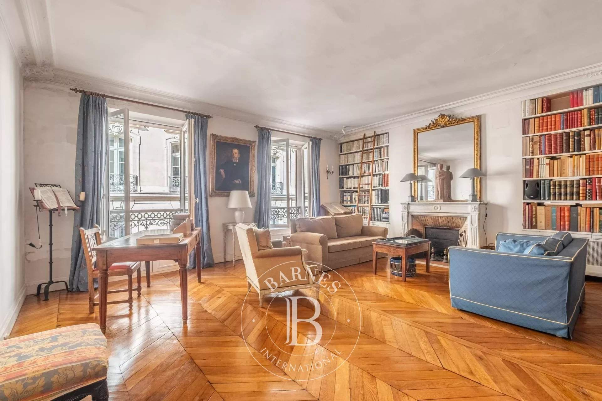 Paris  - Appartement 6 Pi&egrave;ces 4 Chambres - picture 1