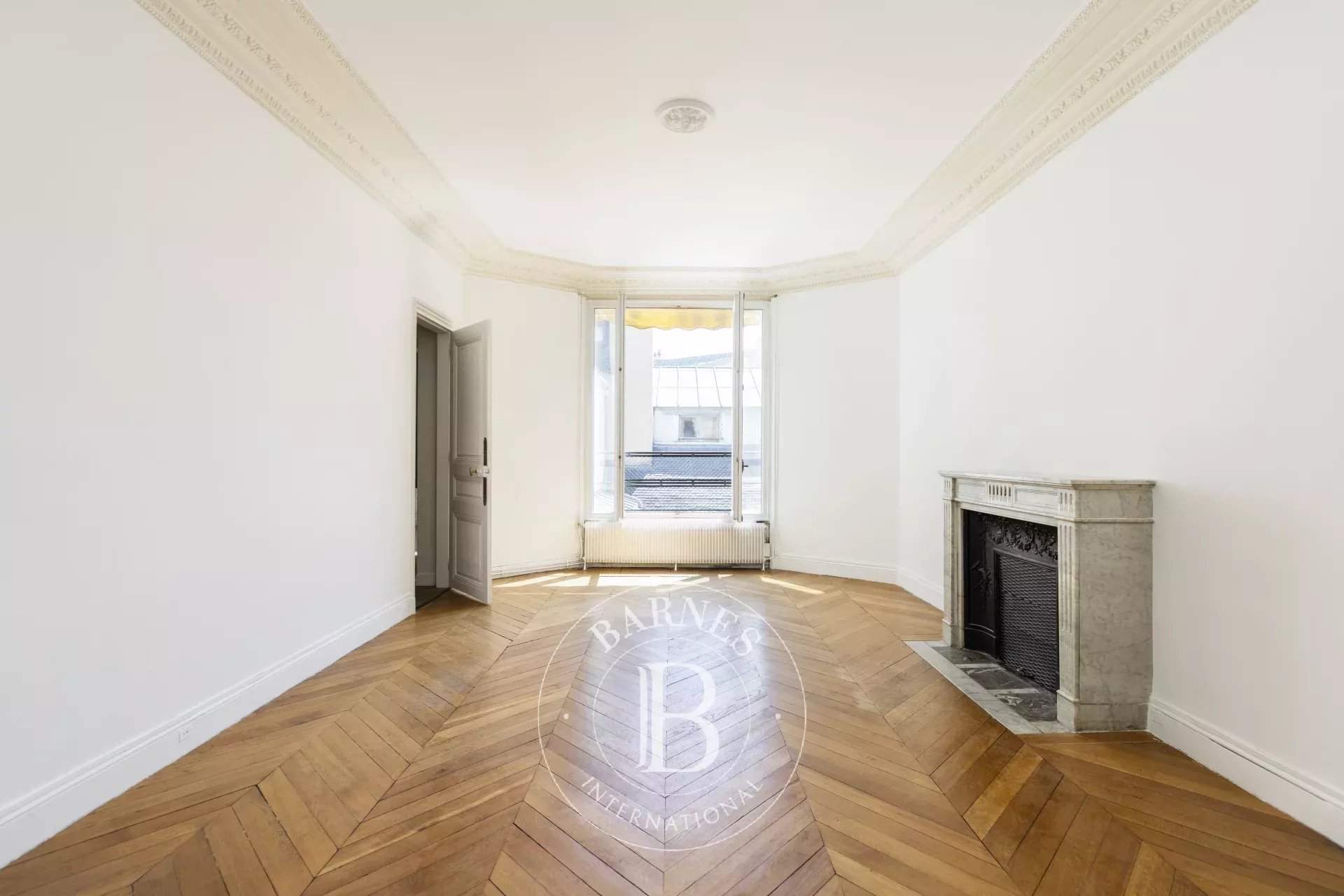 Paris  - Apartment 3 Bedrooms - picture 10