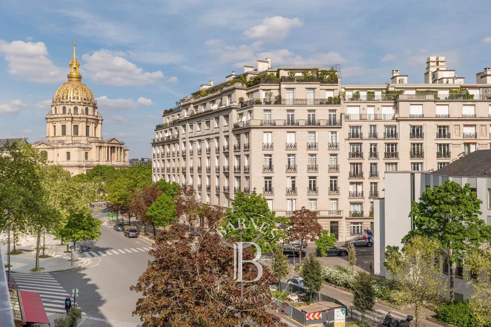 Paris  - Apartment 3 Bedrooms - picture 1