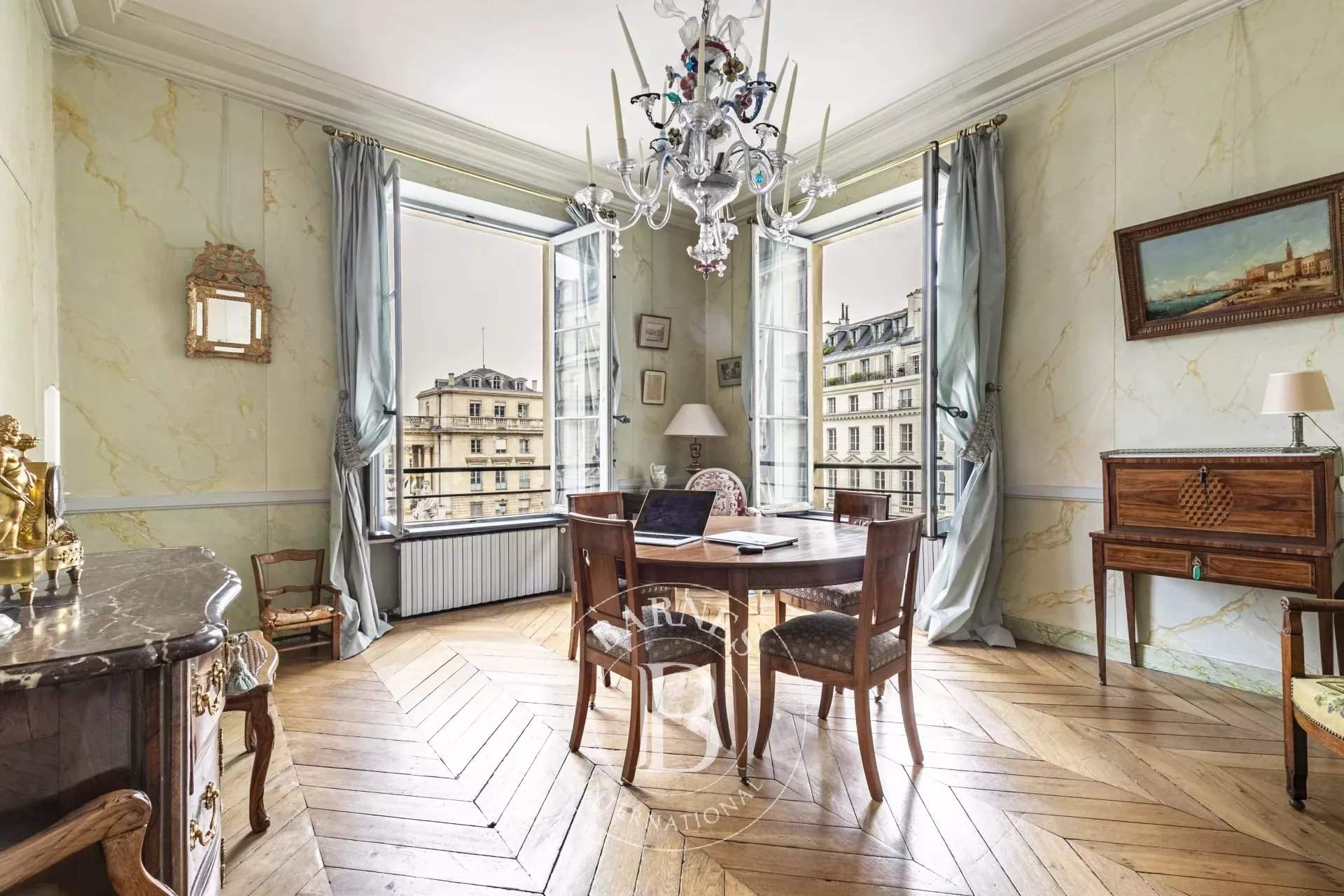 Paris  - Appartement 4 Pi&egrave;ces 2 Chambres - picture 4