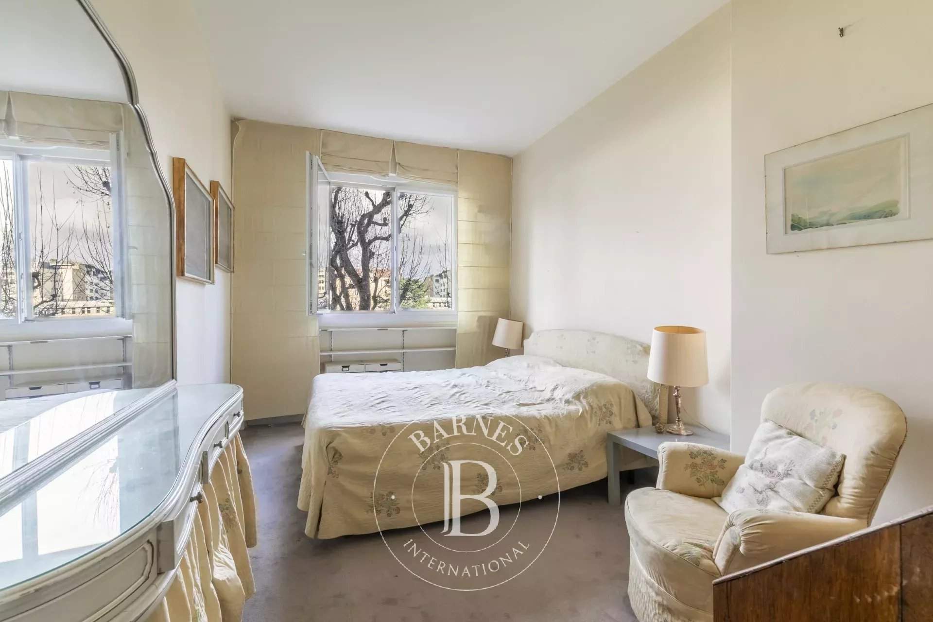 Paris  - Appartement 6 Pi&egrave;ces 4 Chambres - picture 8