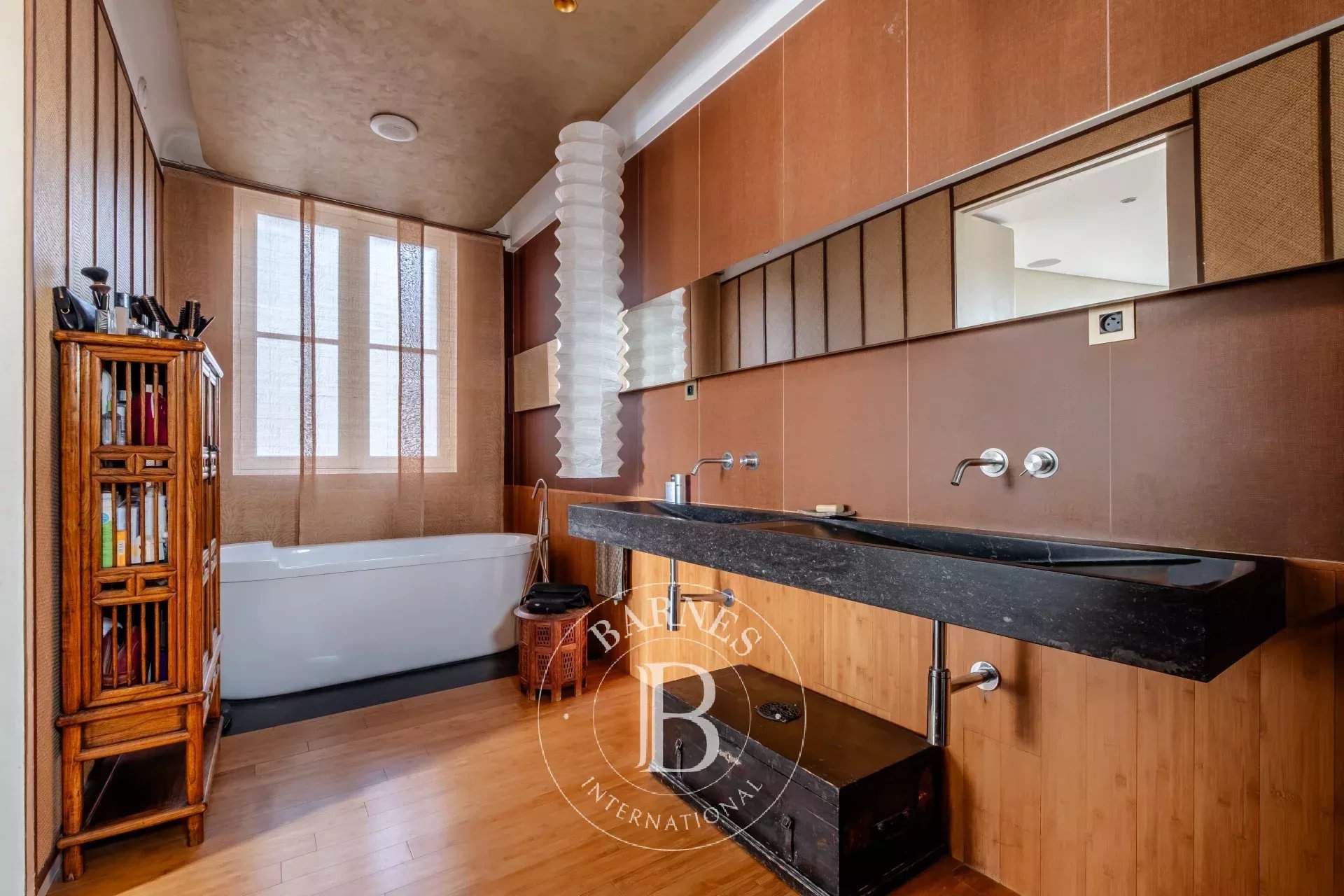 Paris  - Apartment 4 Bedrooms - picture 16