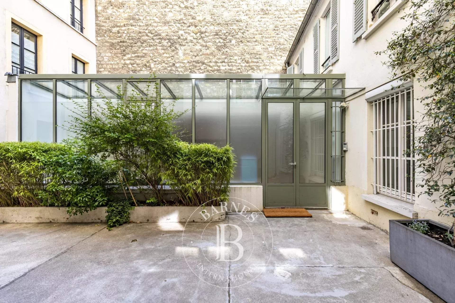 Paris  - House 4 Bedrooms - picture 1