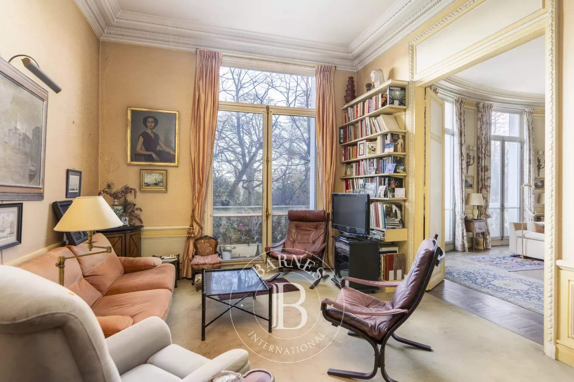 Paris  - Appartement 7 Pi&egrave;ces 4 Chambres - picture 10