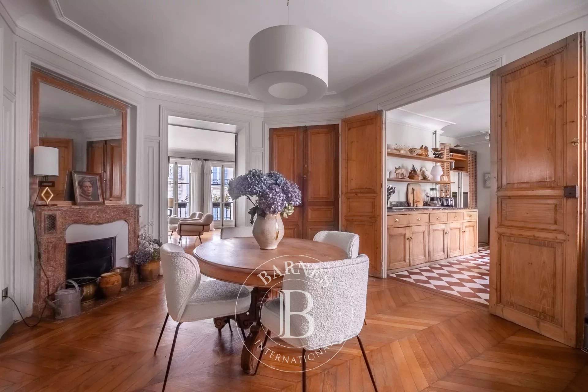Paris  - Apartment 2 Bedrooms - picture 4