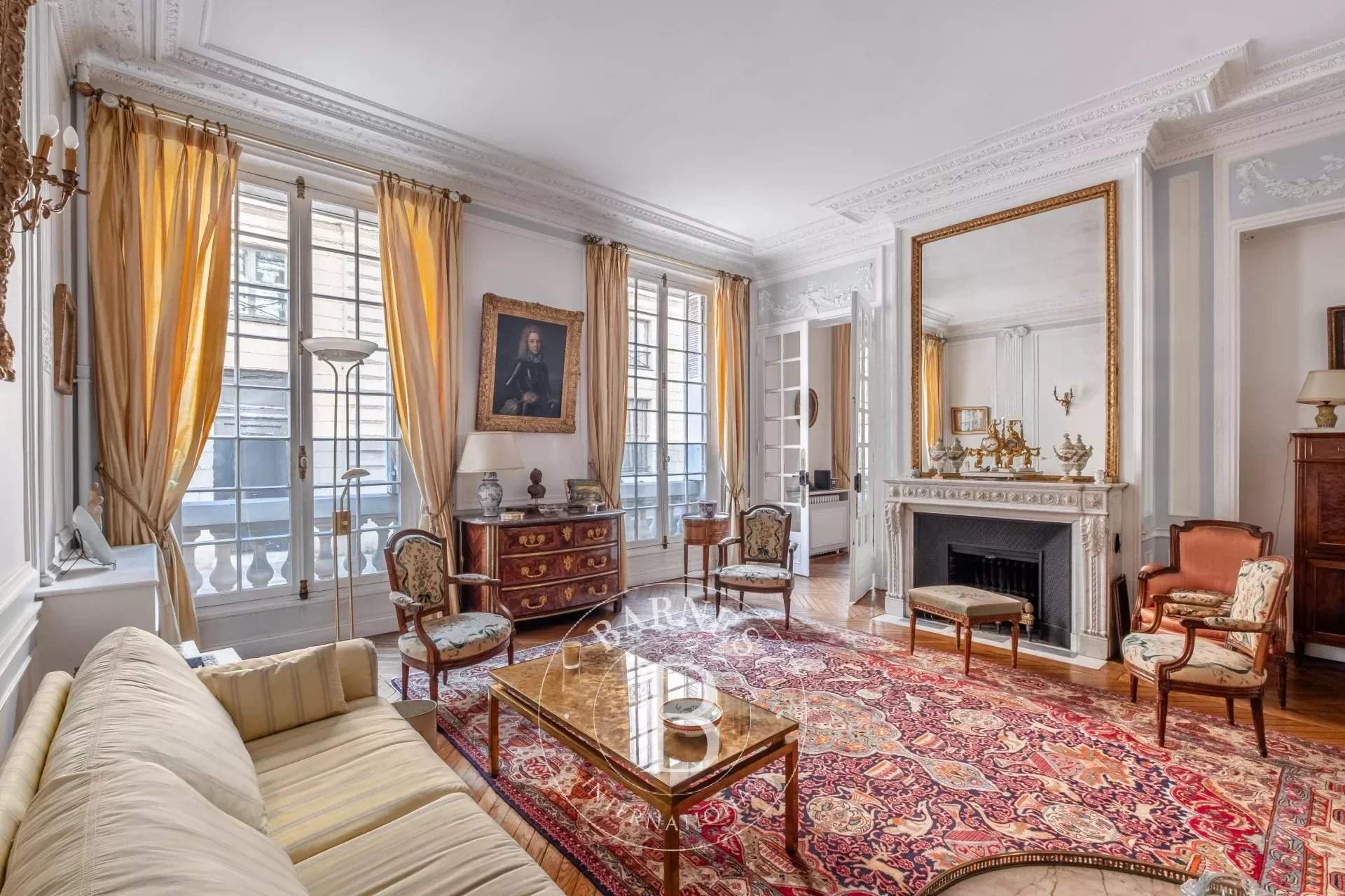 Paris  - Appartement 5 Pi&egrave;ces 3 Chambres - picture 2