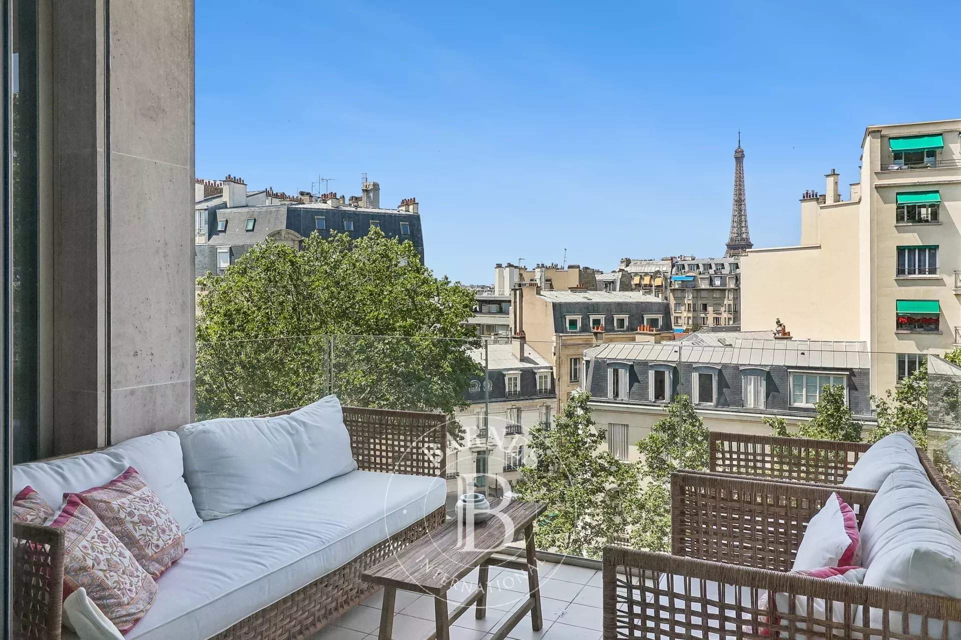 Paris  - Apartment 2 Bedrooms - picture 1