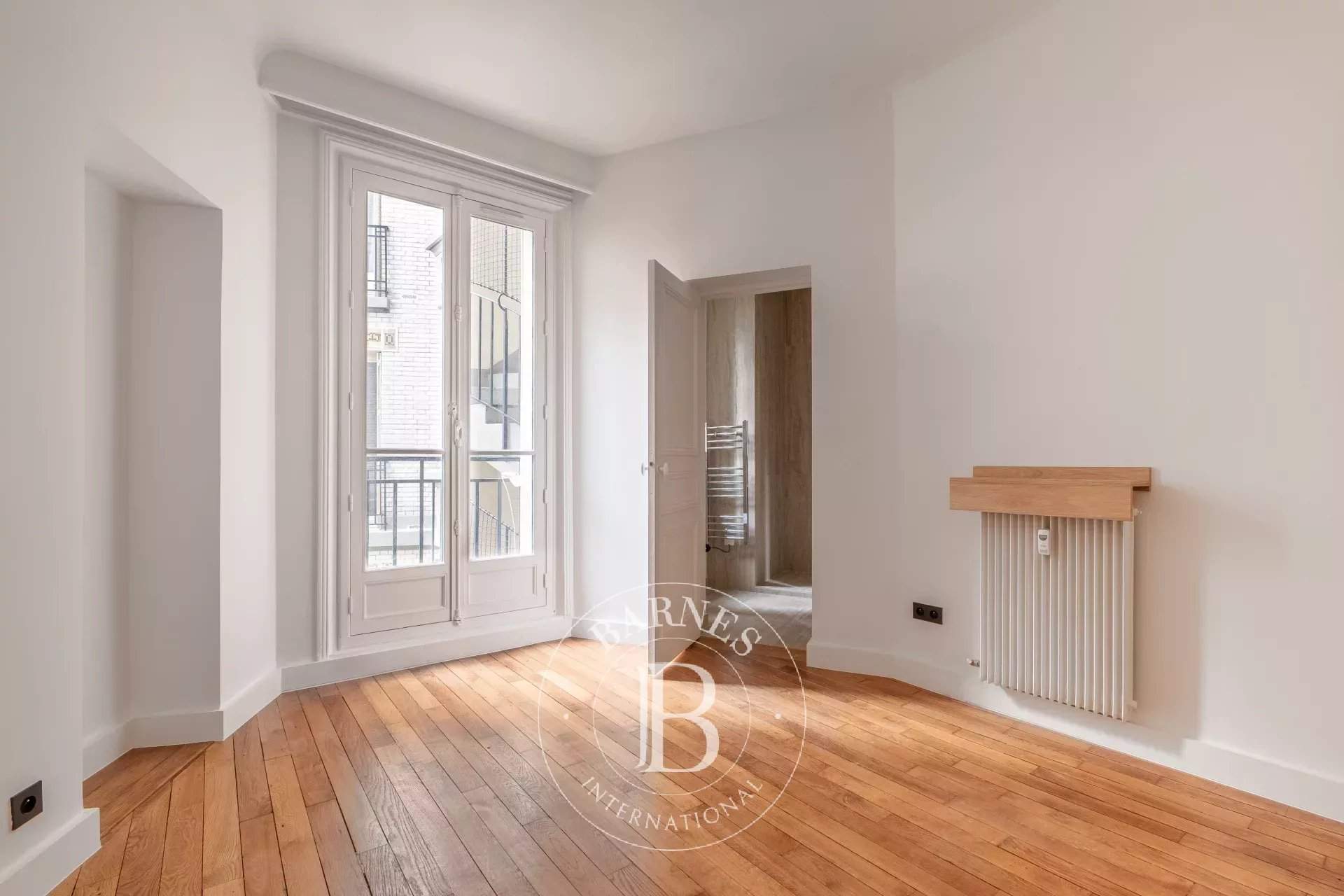 Paris  - Appartement 5 Pi&egrave;ces 3 Chambres - picture 6