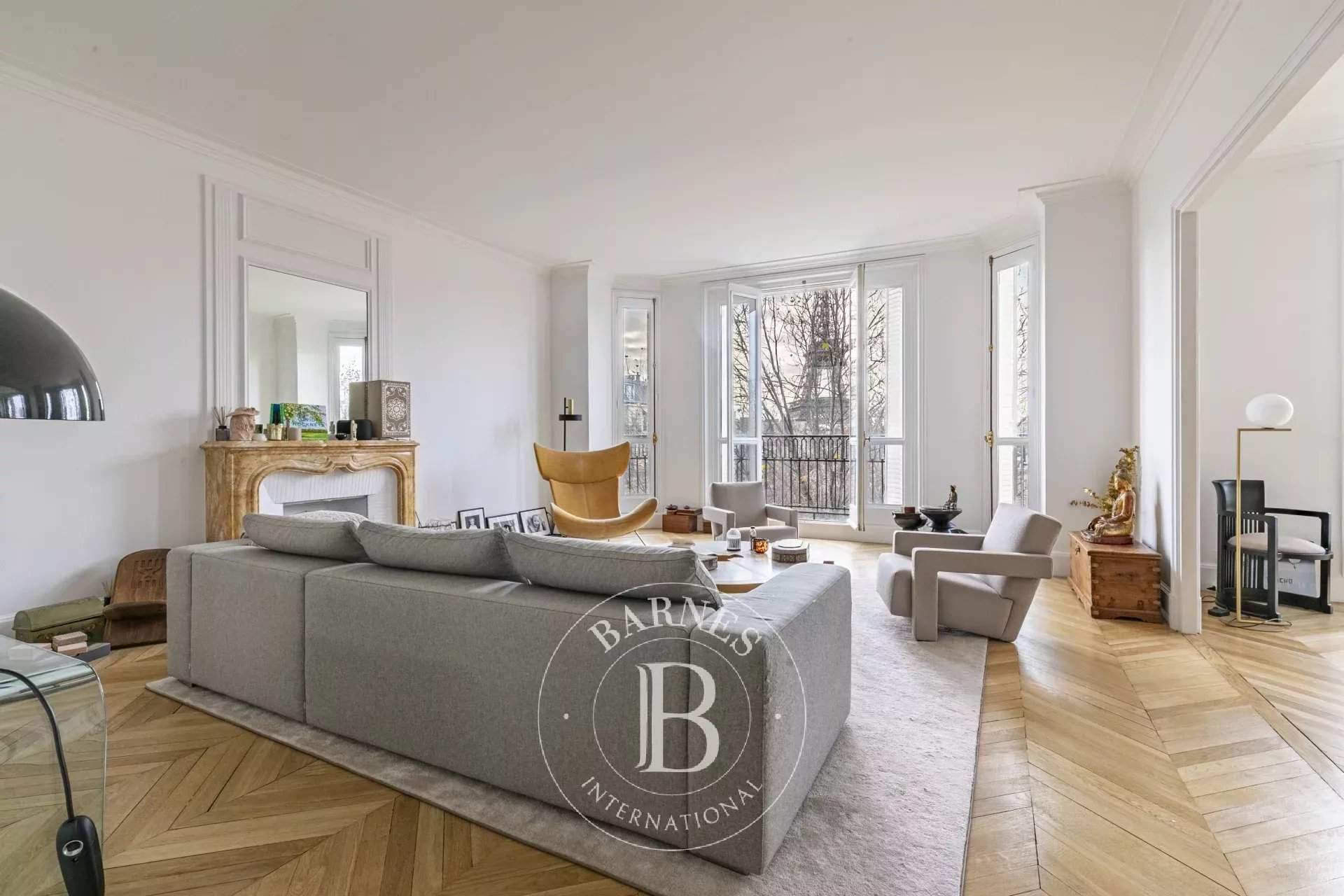 Paris  - Appartement 5 Pi&egrave;ces 3 Chambres - picture 4