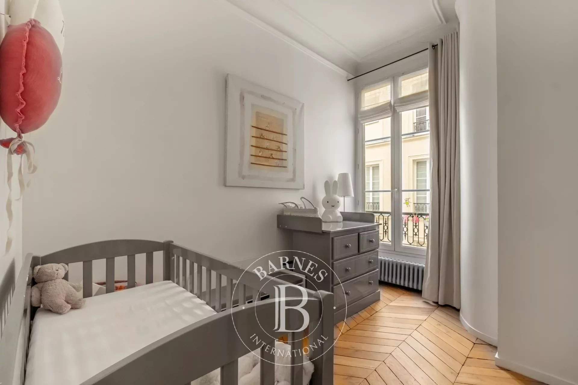 Paris  - Appartement 5 Pièces 3 Chambres - picture 9
